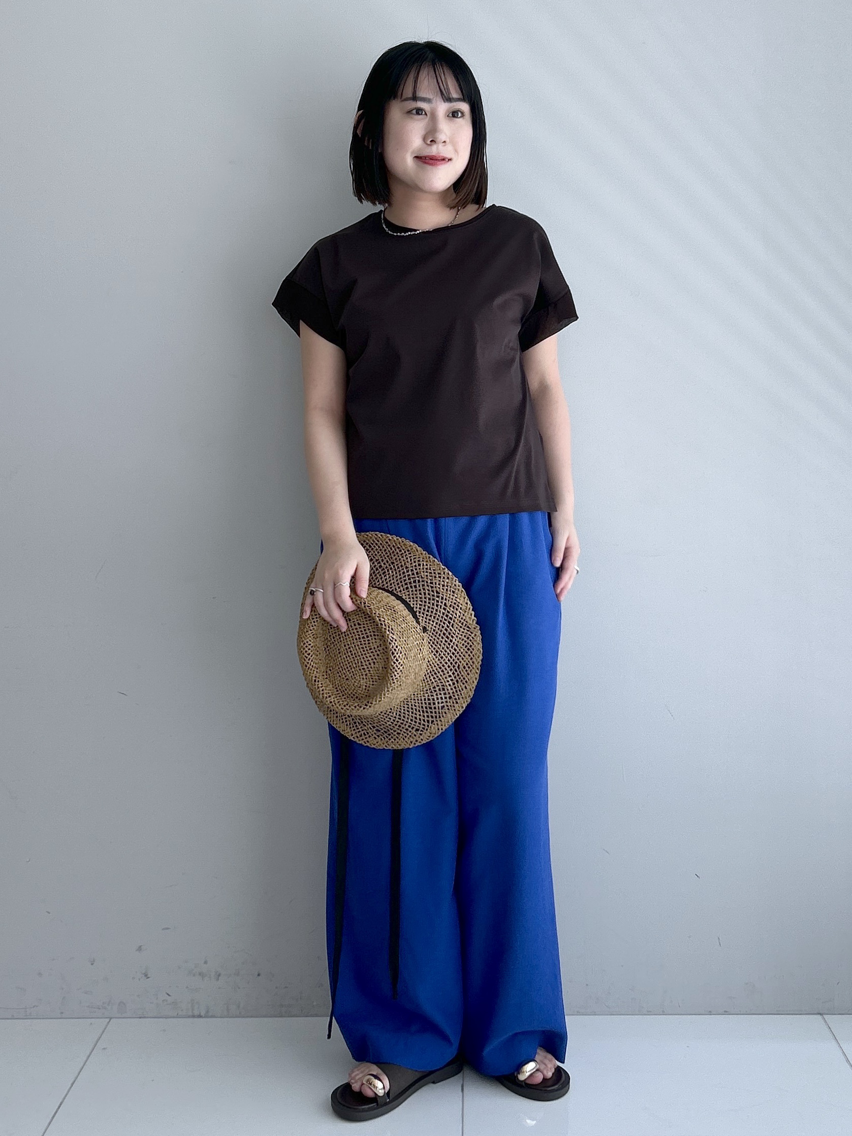 Hirokaさんの「Dessin｜【UVカット/接触冷感】美光沢カットソー」を使ったコーディネート