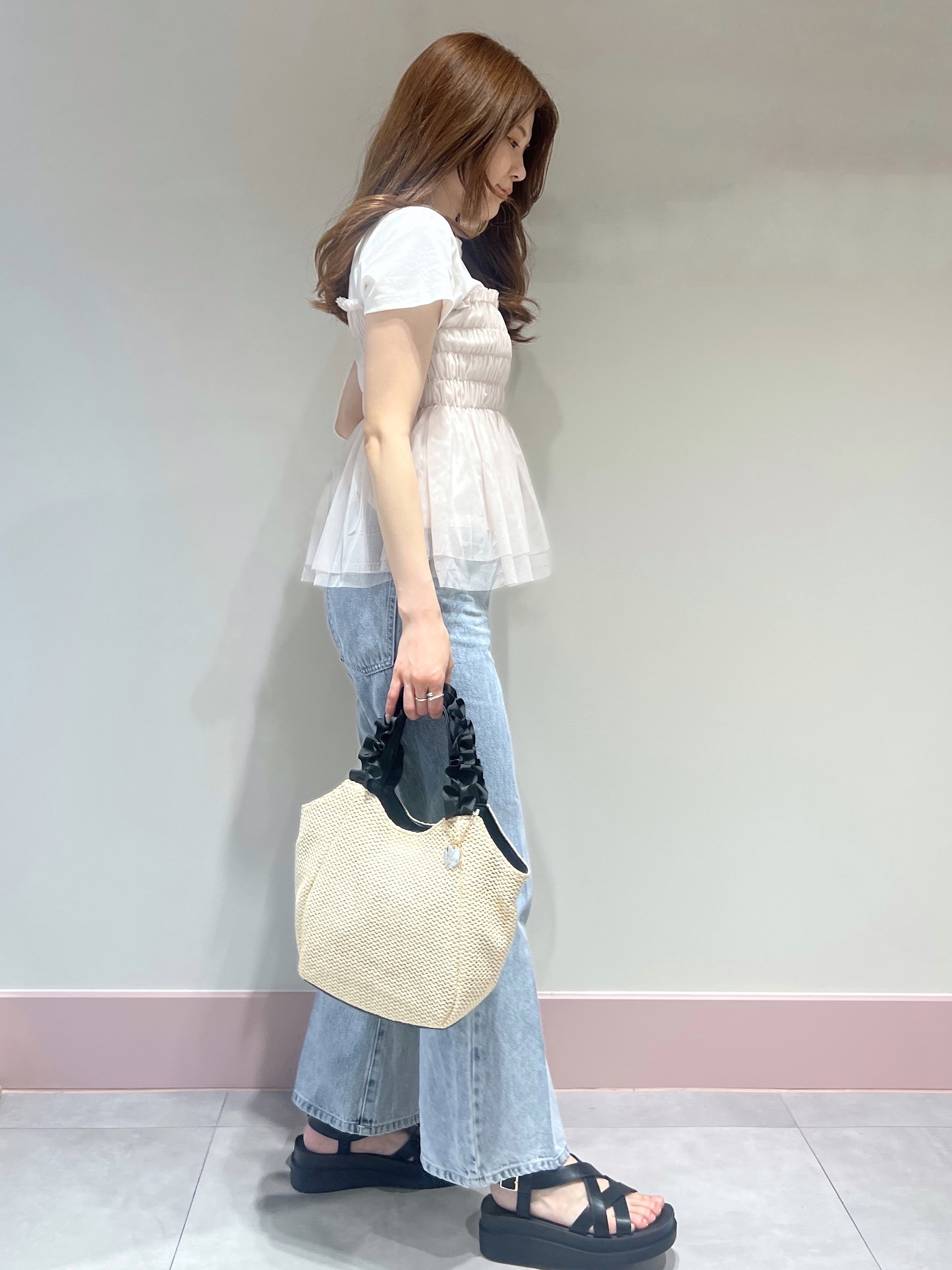 nanaさんの「index｜チュールペプラムトップス【洗濯機OK／接触冷感／UVケア】」を使ったコーディネート