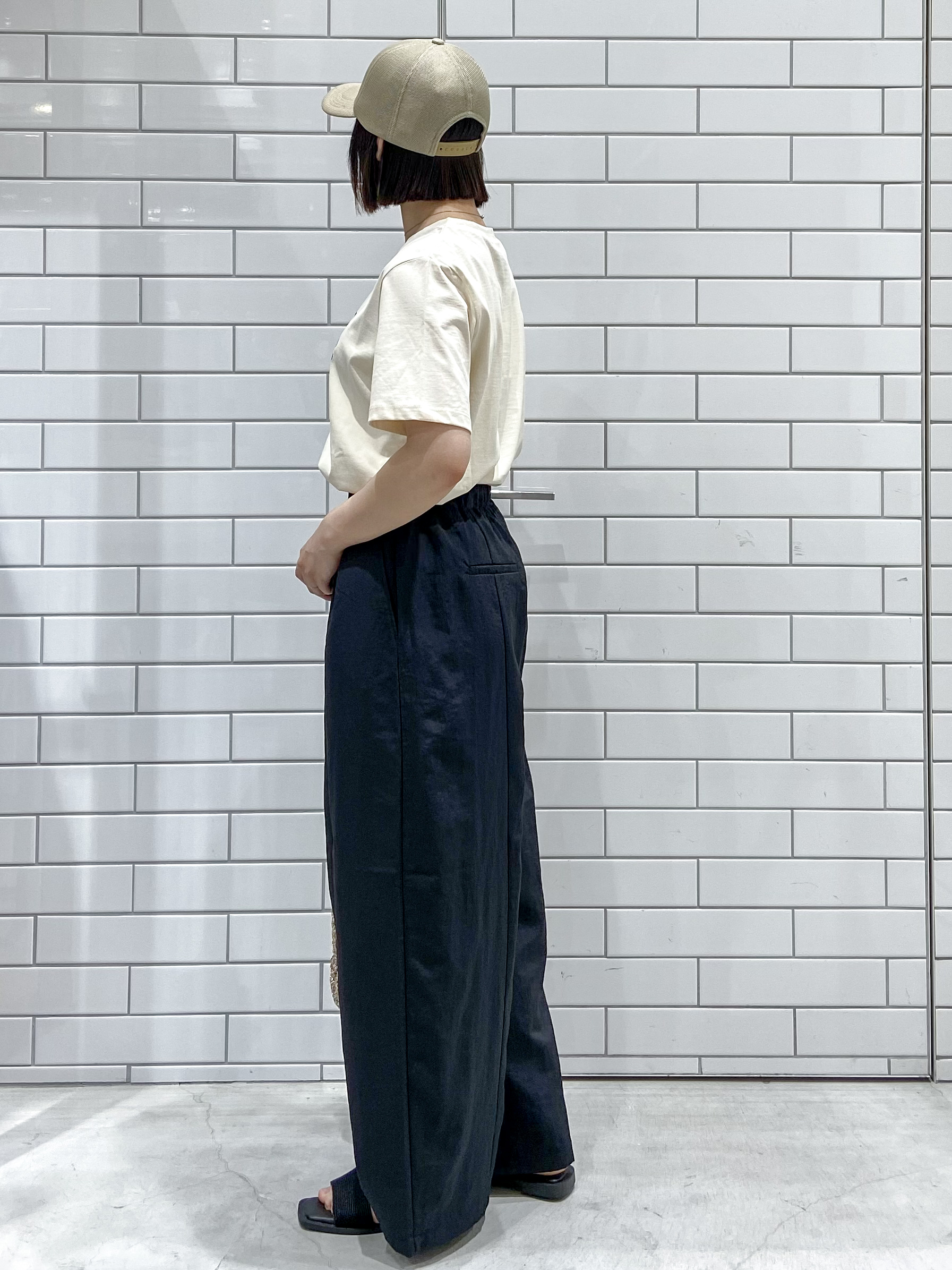 kimiさんの「OPAQUE.CLIP｜アソートロゴTシャツ【洗濯機OK】」を使ったコーディネート
