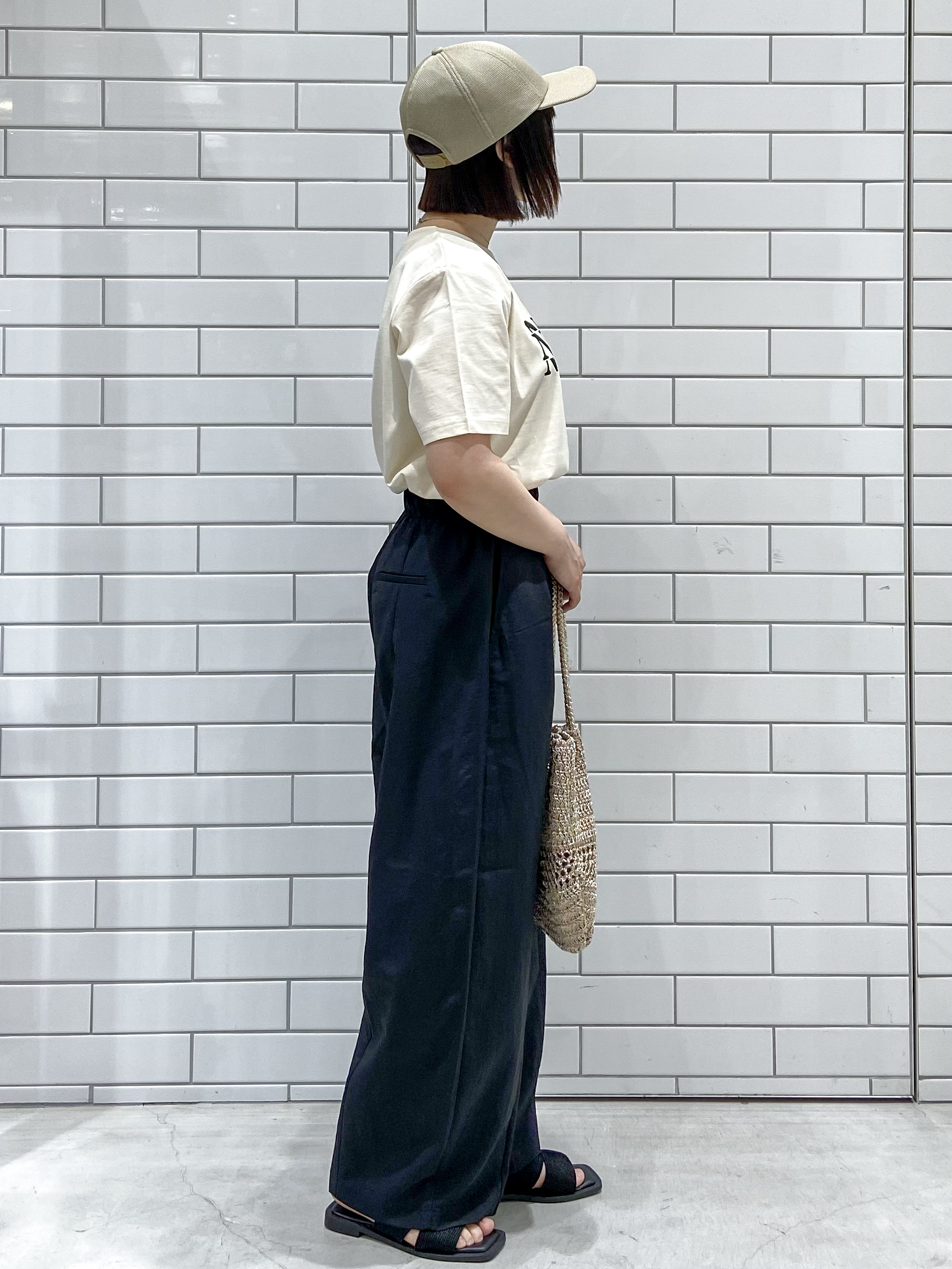 kimiさんの「OPAQUE.CLIP｜アソートロゴTシャツ【洗濯機OK】」を使ったコーディネート