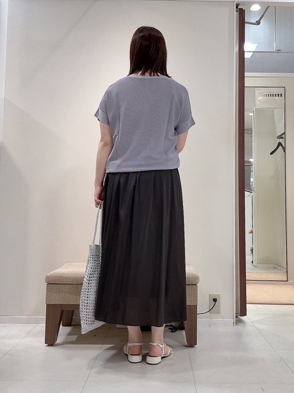 YUIさんの「UNTITLED｜【11色展開/体型カバー】前後2WAYフレンチスリーブニット」を使ったコーディネート