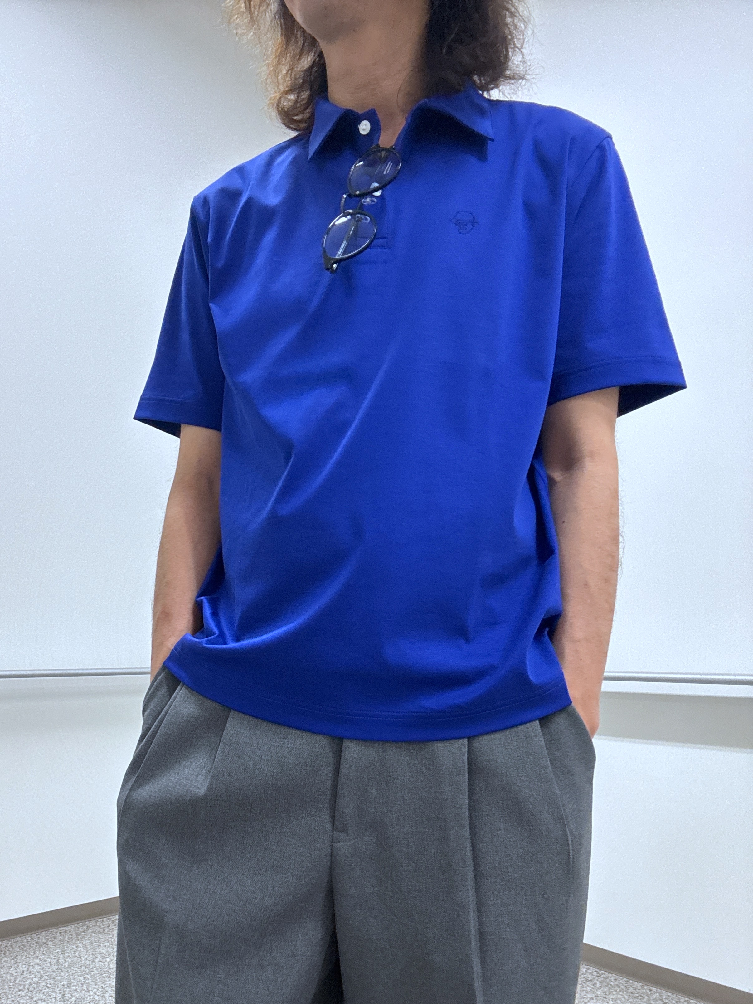 おーのさんの「TAKEO KIKUCHI｜【接触冷感】アイスクリアコットン ワンポイント ポロシャツ」を使ったコーディネート