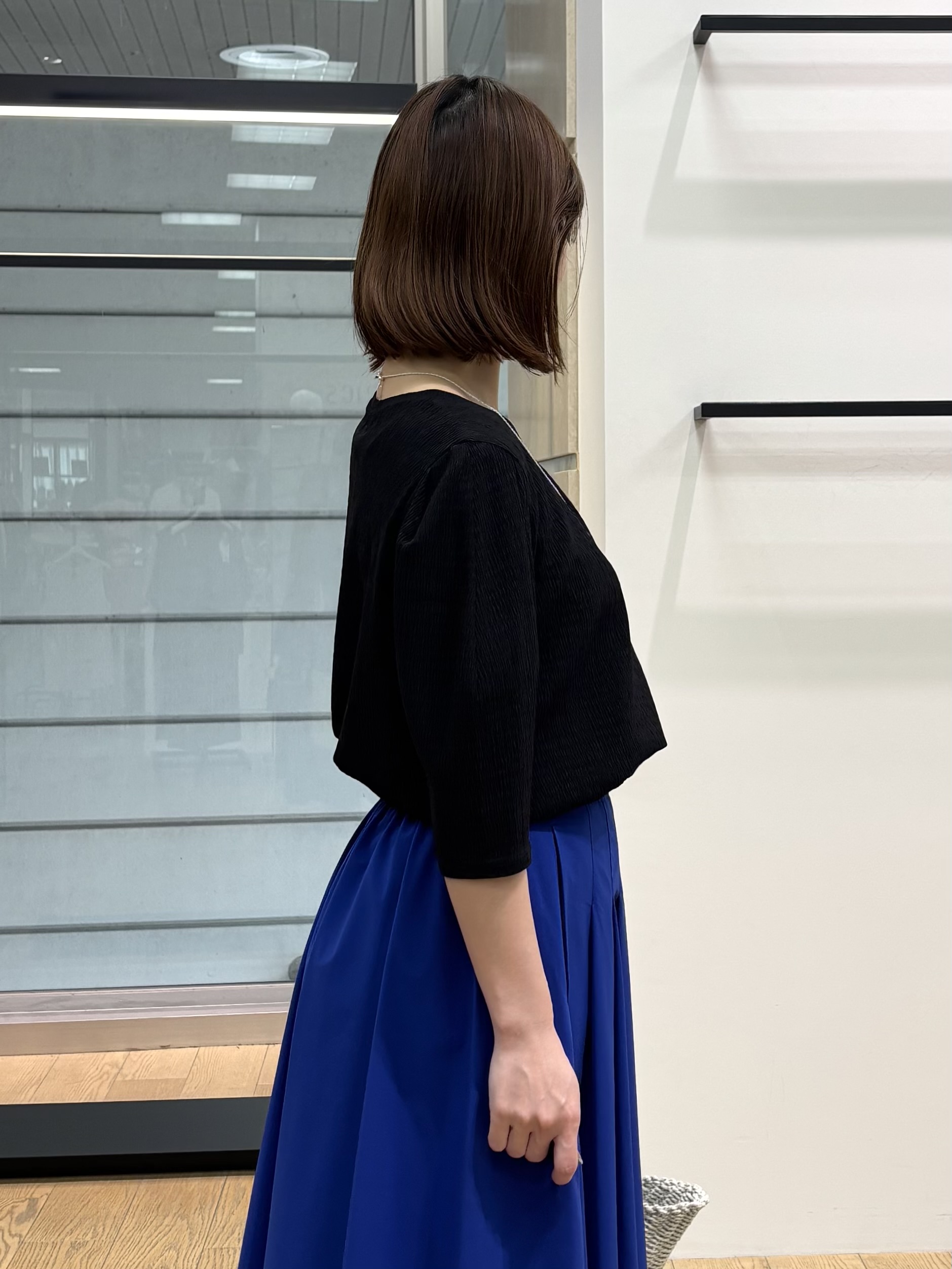 asamiさんの「INDIVI｜【UVケア／吸汗速乾】チェック柄タックボリュームスリーブトップス」を使ったコーディネート