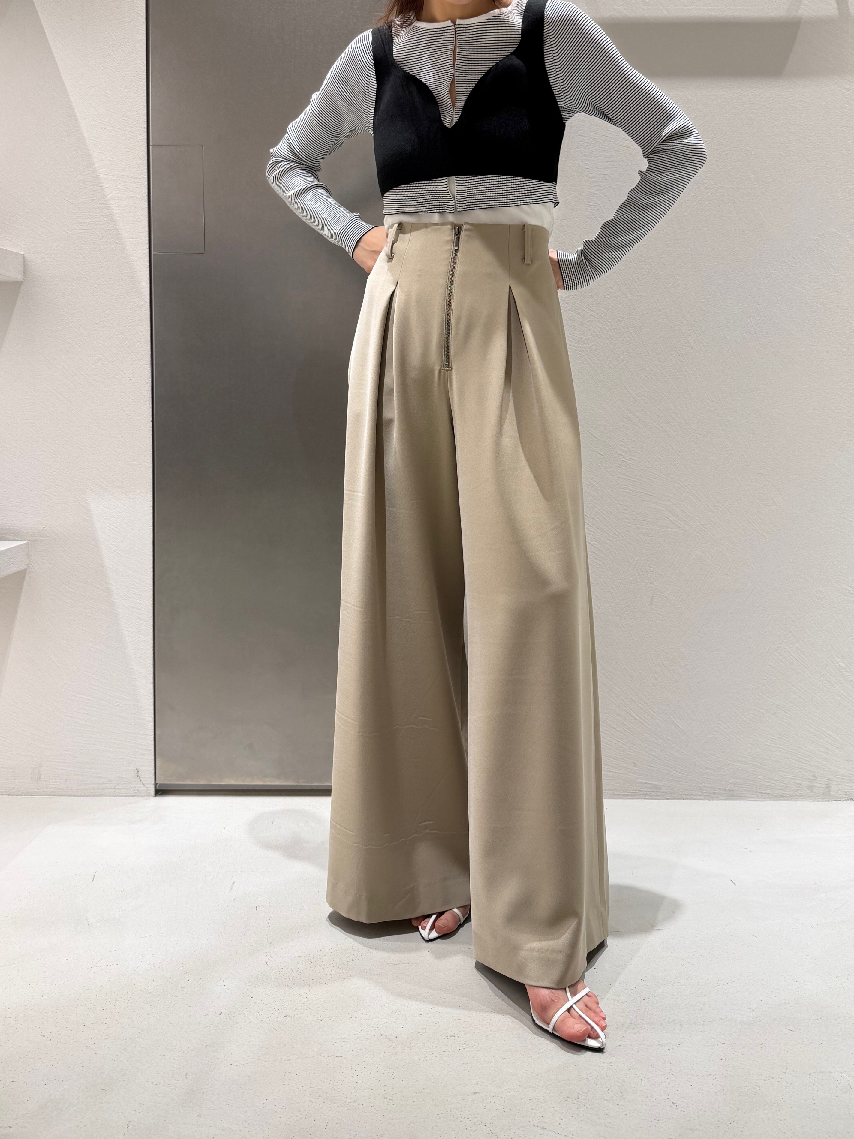 kanamiさんの「CODE A｜【Re】stretch hook cardigan」を使ったコーディネート
