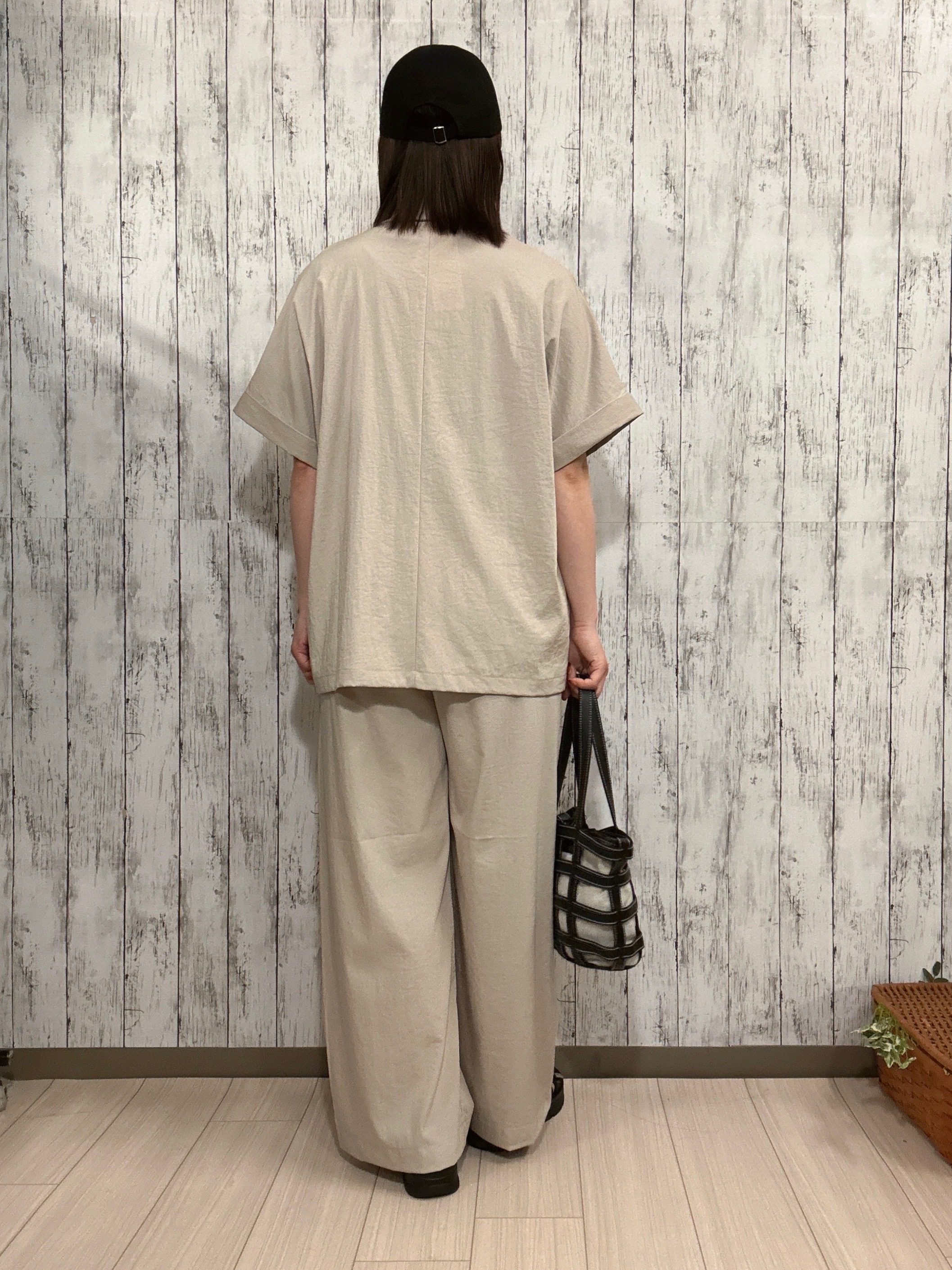 シカさんの「SHOO･LA･RUE｜【高レビュー/洗濯機可/セットアップ可】軽凛(かろりん) 半袖ジャケット」を使ったコーディネート