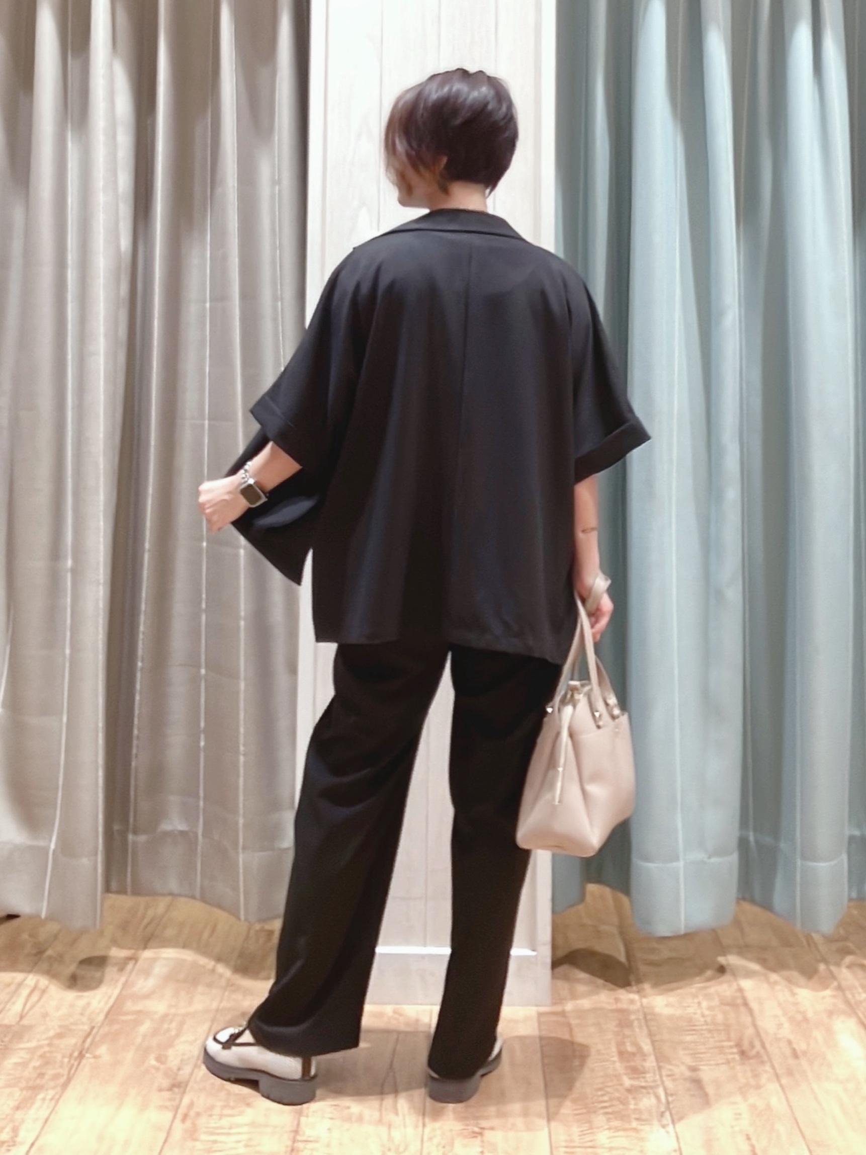 aaamiさんの「SHOO･LA･RUE｜【セットアップ可/洗濯後しわになりにくい/S-LL】半袖とろみテーラードジャケット」を使ったコーディネート