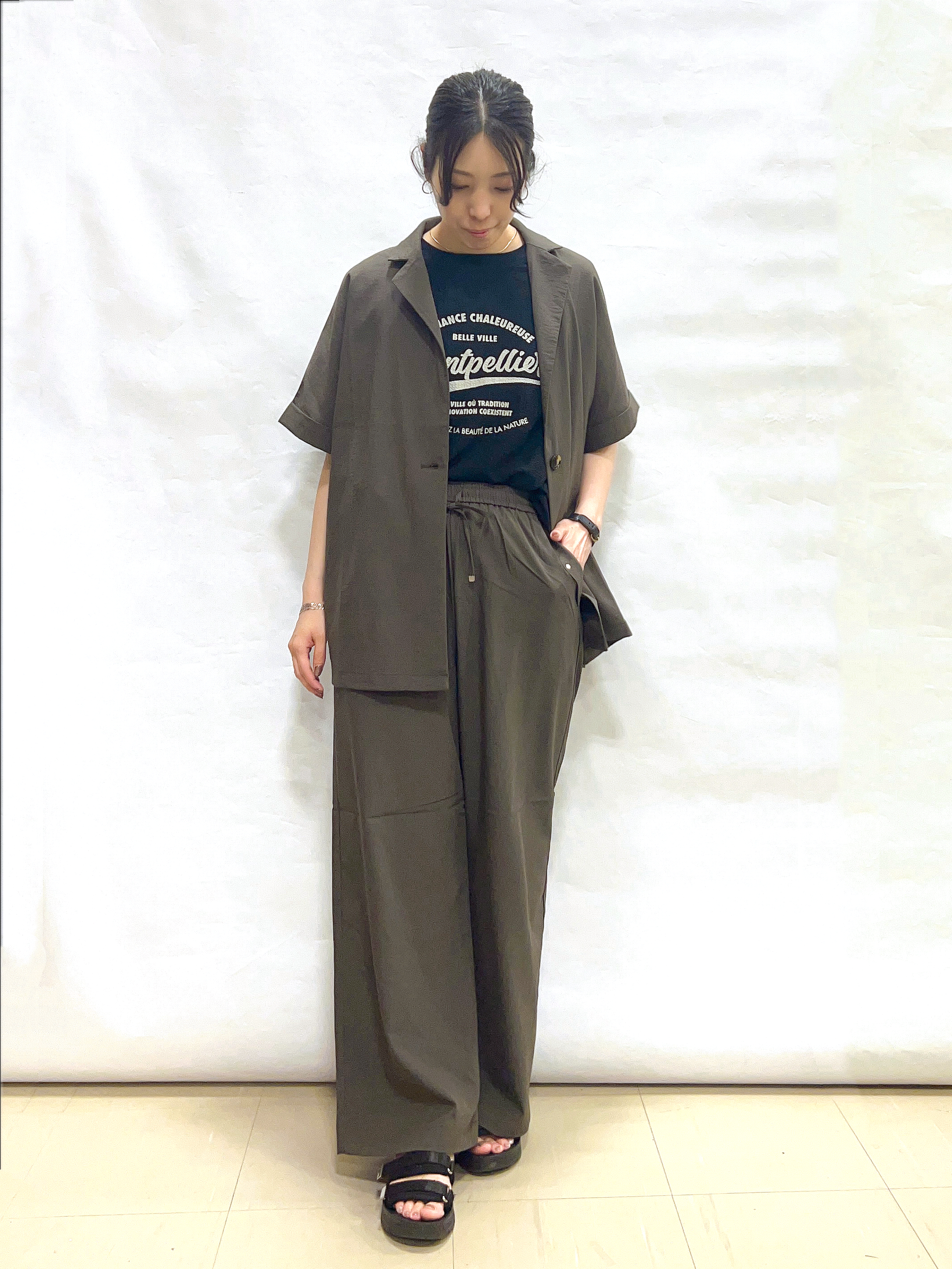 まっつんさんの「SHOO･LA･RUE｜【高レビュー/洗濯機可/セットアップ可】軽凛(かろりん) 半袖ジャケット」を使ったコーディネート