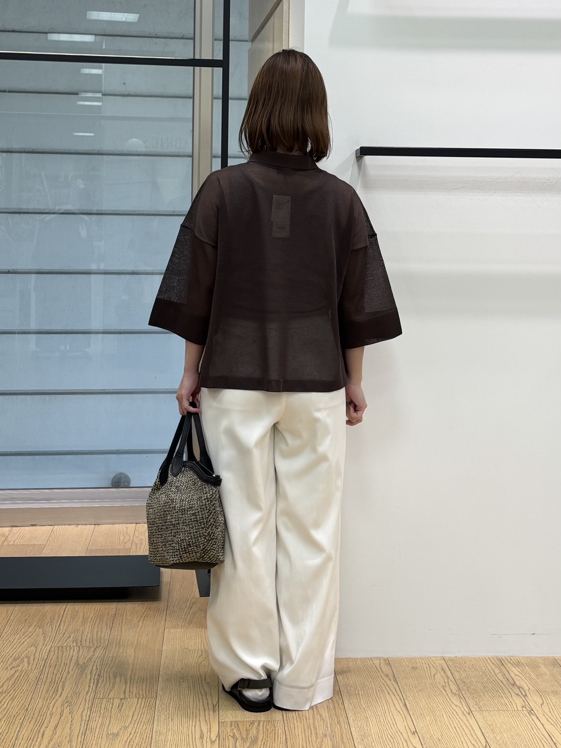 asamiさんの「INDIVI｜【洗える／シアー】衿付きシャツライクニットカーディガン」を使ったコーディネート