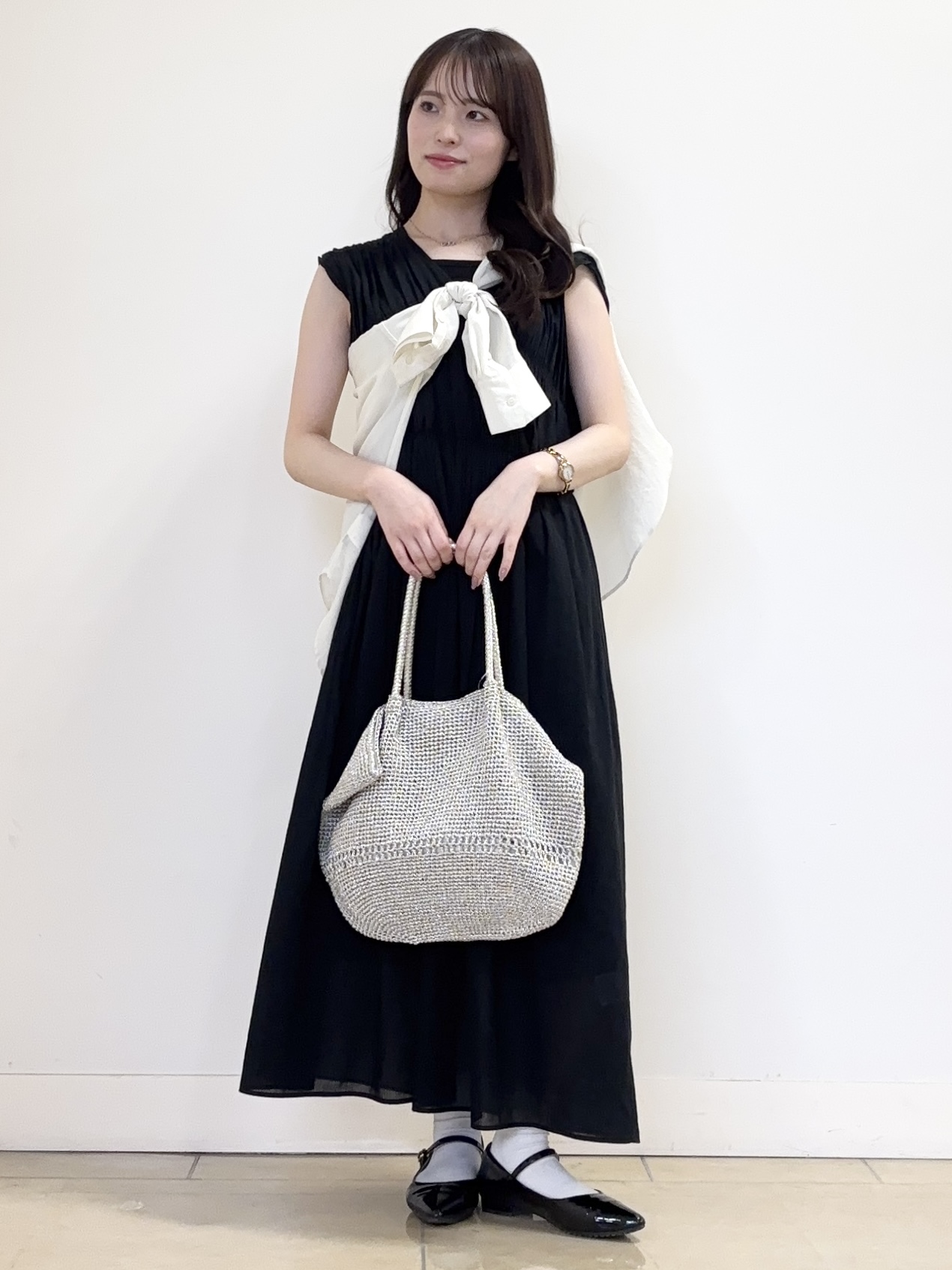 あやかさんの「UNTITLED｜メタリックメッシュトート」を使ったコーディネート