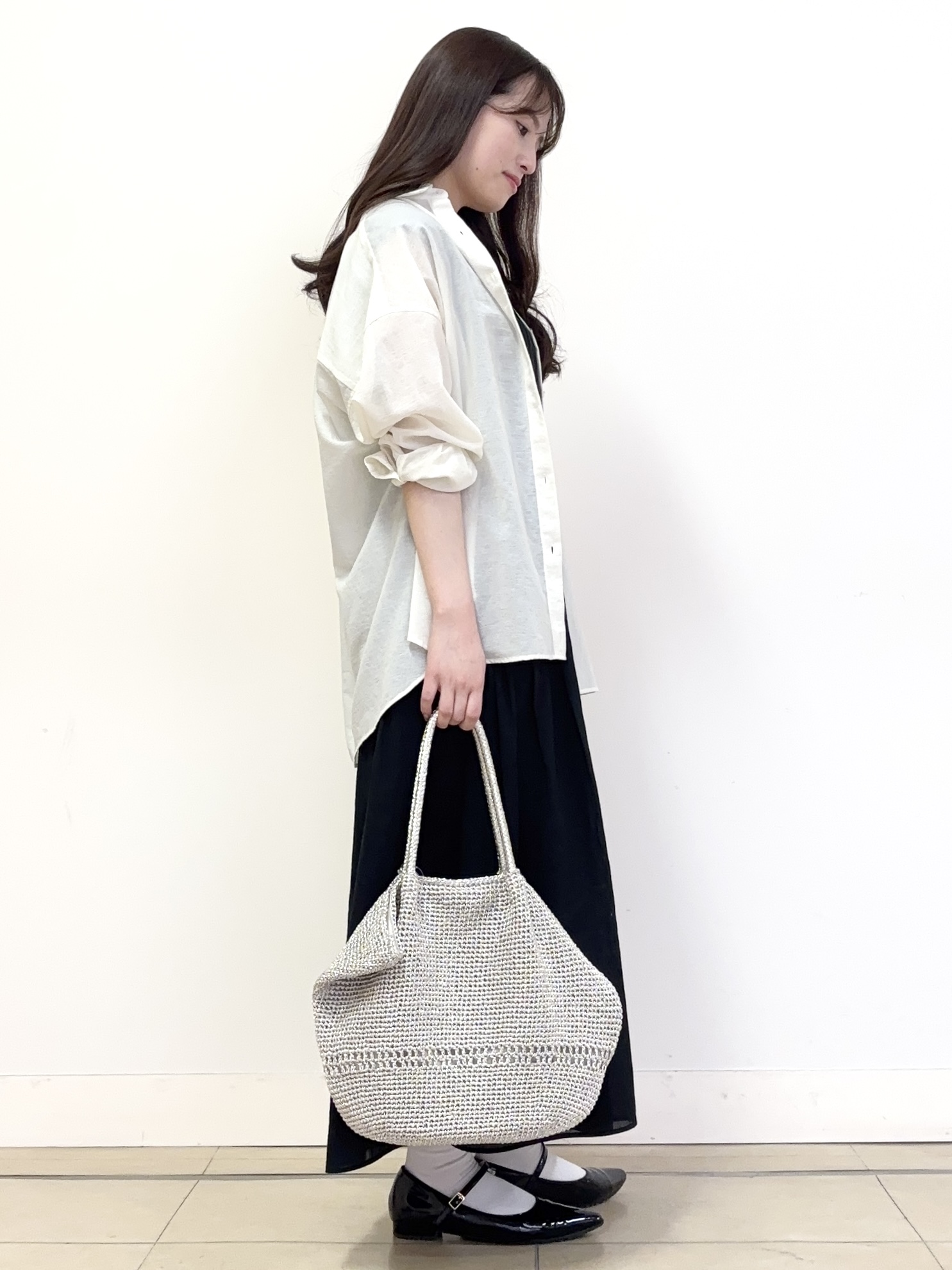 あやかさんの「UNTITLED｜メタリックメッシュトート」を使ったコーディネート
