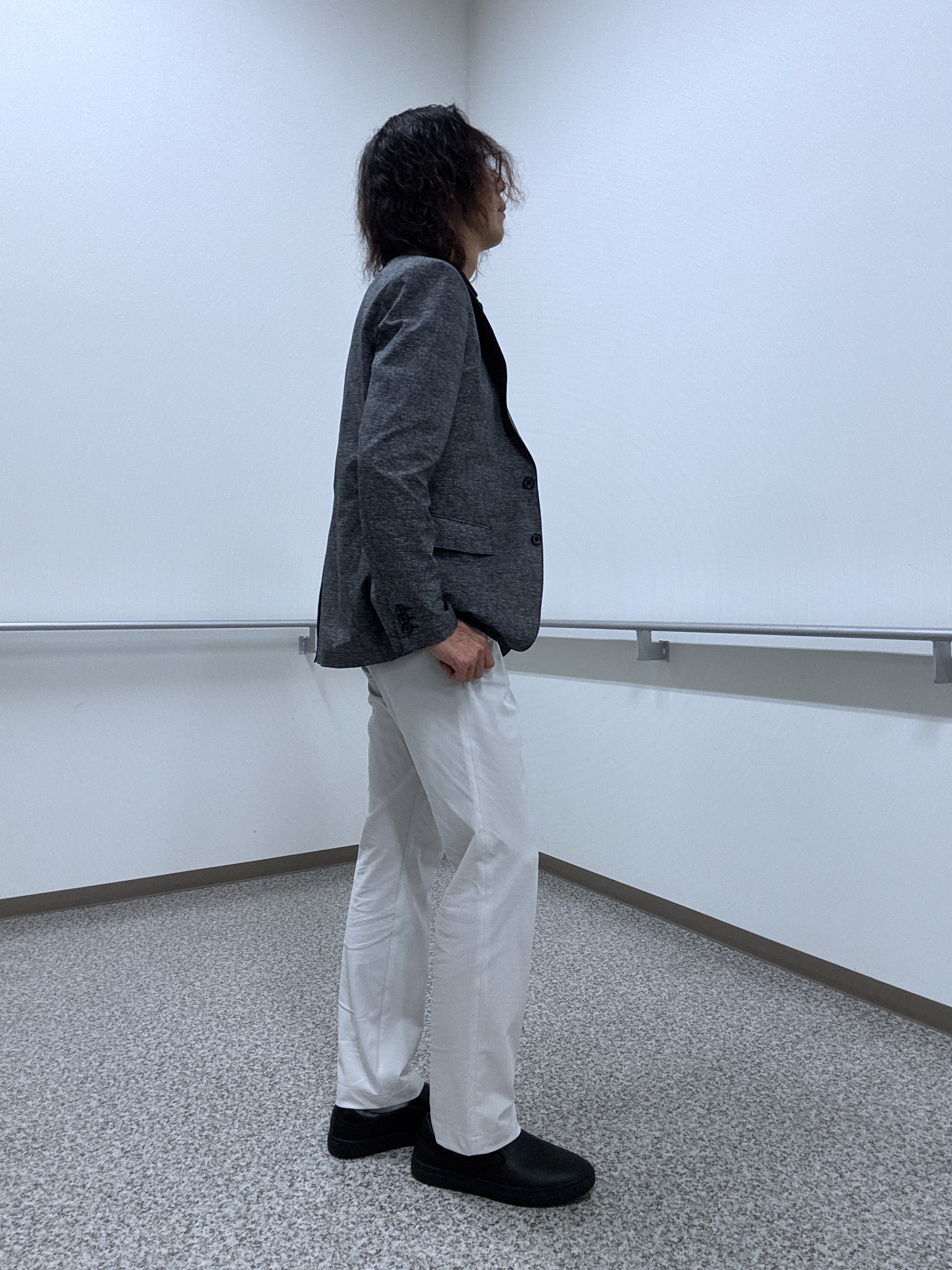おーのさんの「TAKEO KIKUCHI｜【抗菌防臭】COOL DOTS（R）ドビープリント ジャケット」を使ったコーディネート