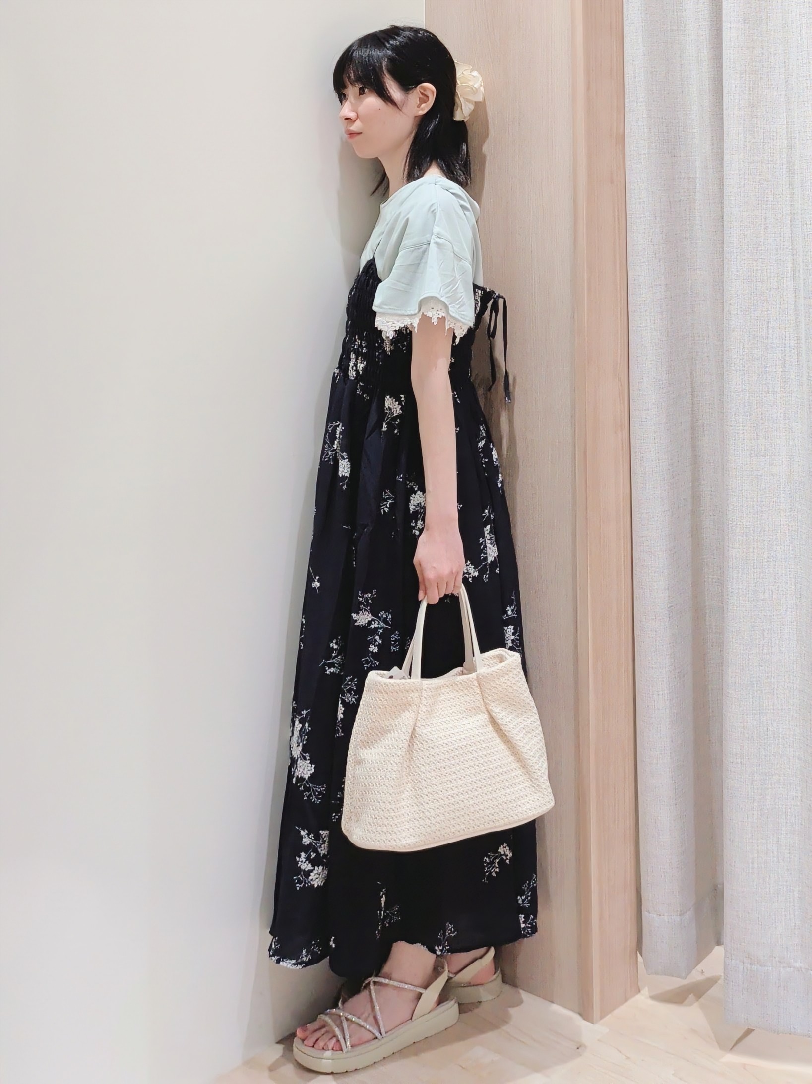 Yuiさんの「grove｜【二の腕カバー、UV】涼しく華やかに、レースレイヤードスリーブTシャツ」を使ったコーディネート