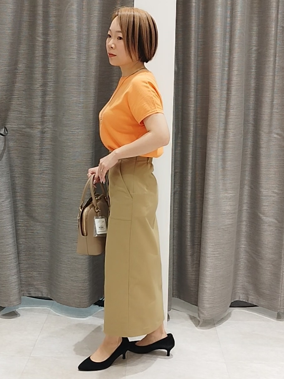 s u g iさんの「UNTITLED｜【9色展開/アンサンブル可/洗える】コットンベーシックニット」を使ったコーディネート