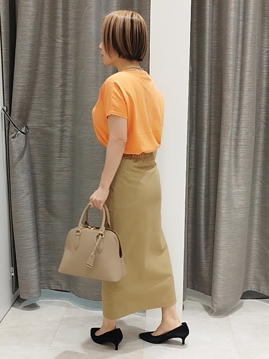 s u g iさんの「UNTITLED｜【9色展開/アンサンブル可/洗える】コットンベーシックニット」を使ったコーディネート