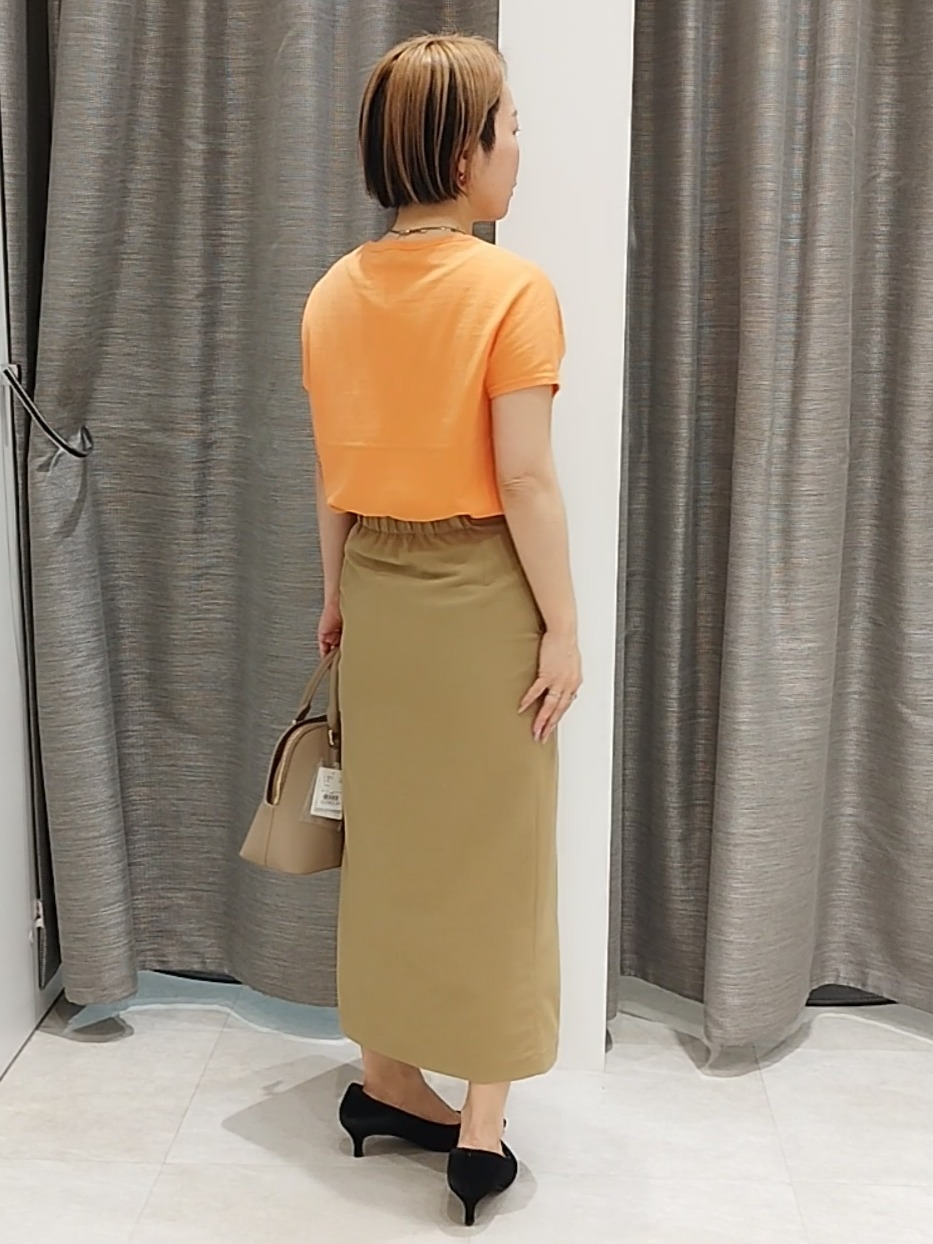 s u g iさんの「UNTITLED｜【9色展開/アンサンブル可/洗える】コットンベーシックニット」を使ったコーディネート