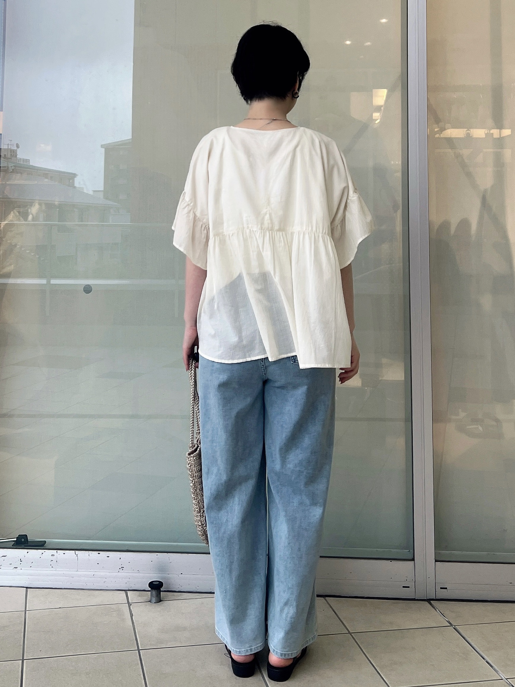 yo-koさんの「OPAQUE.CLIP｜フリルペプラムブラウス【洗濯機OK】」を使ったコーディネート