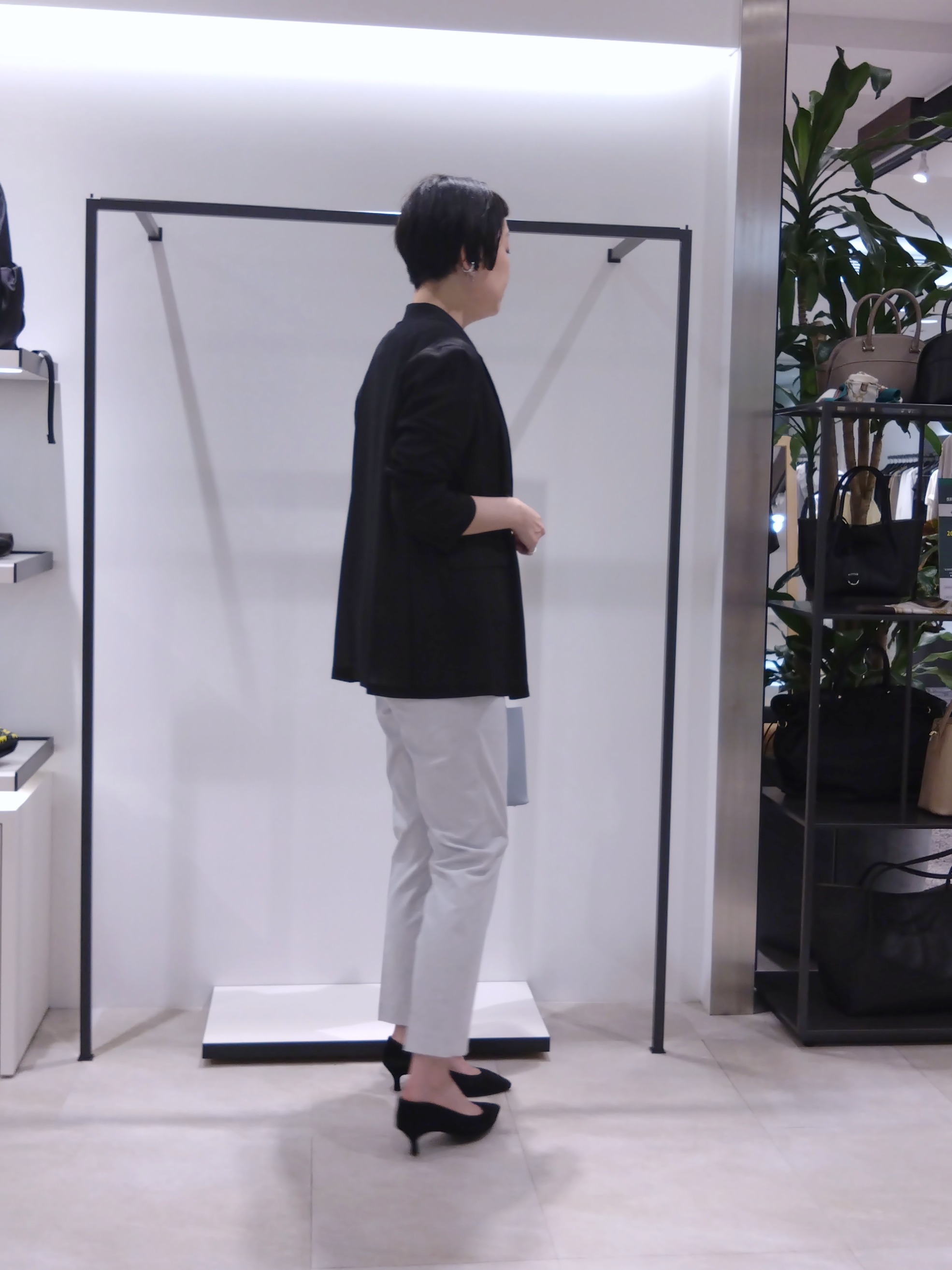 まちこさんの「UNTITLED｜◆【セットアップ可/接触冷感/通気性】ドライシアーダブルジャケット」を使ったコーディネート