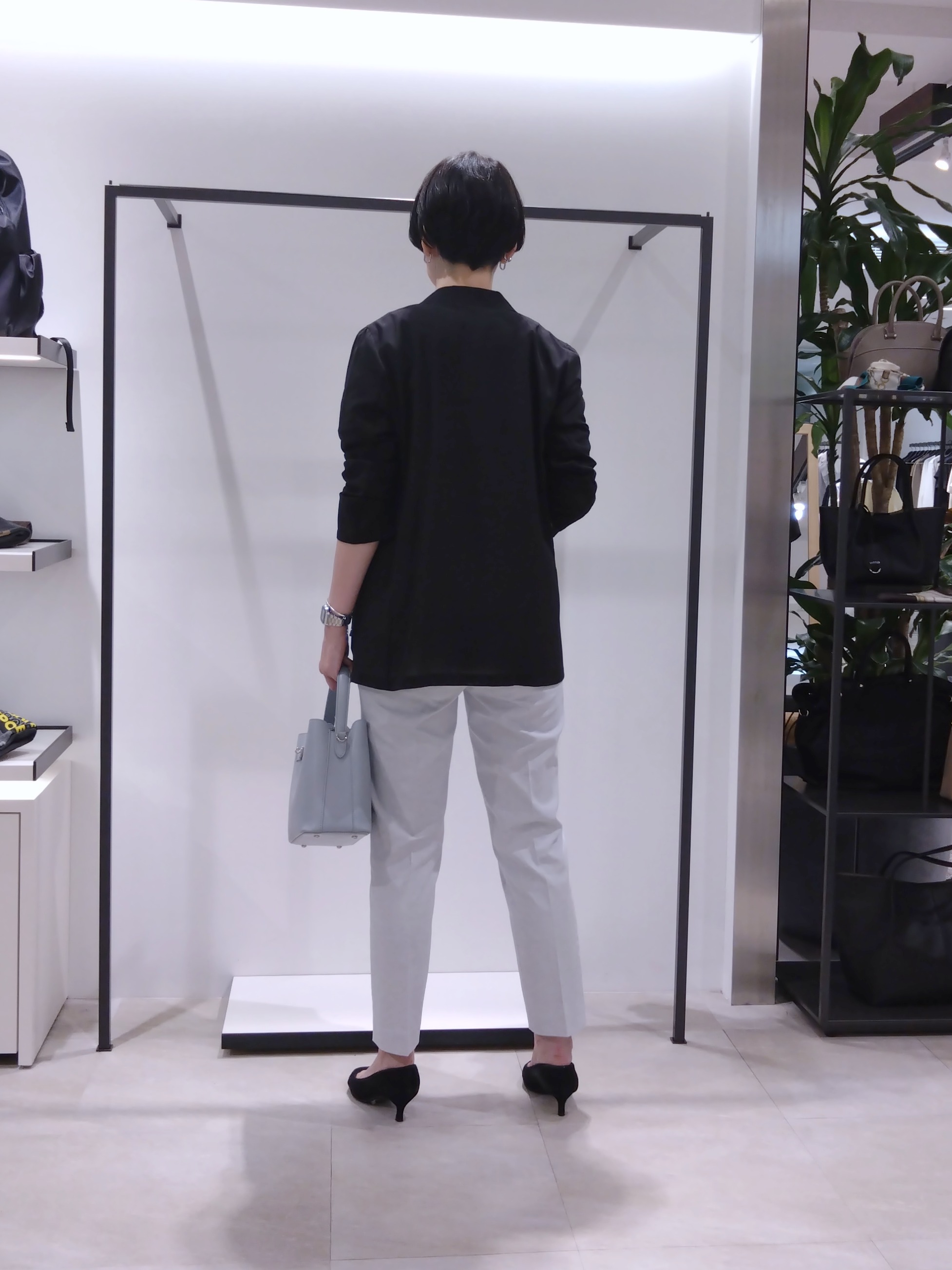 まちこさんの「UNTITLED｜◆【セットアップ可/接触冷感/通気性】ドライシアーダブルジャケット」を使ったコーディネート