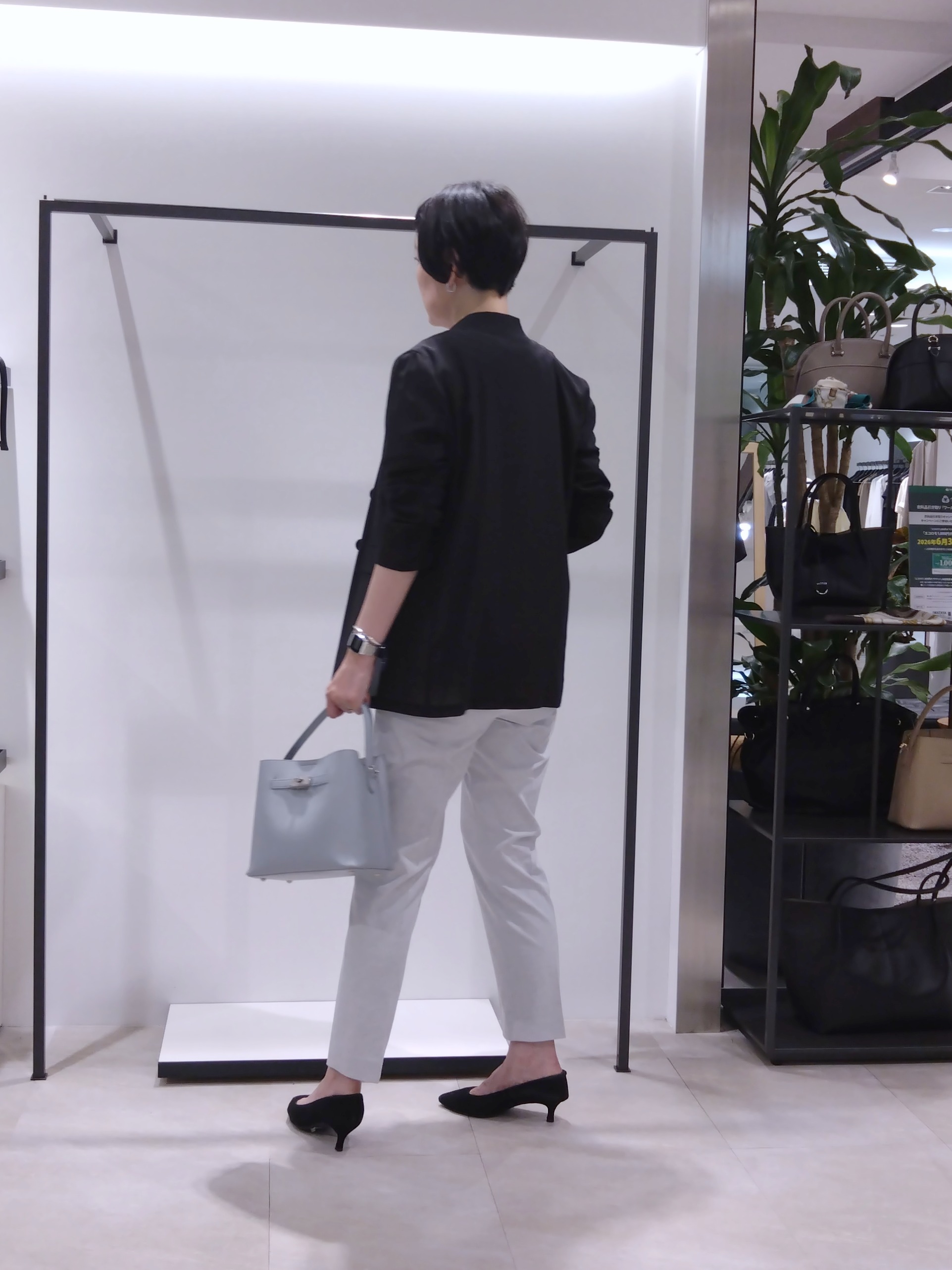 まちこさんの「UNTITLED｜◆【セットアップ可/接触冷感/通気性】ドライシアーダブルジャケット」を使ったコーディネート