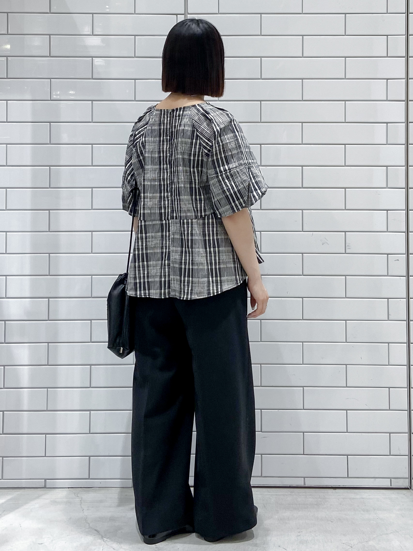 kimiさんの「OPAQUE.CLIP｜チェック柄ペプラムブラウス【洗濯機OK】」を使ったコーディネート