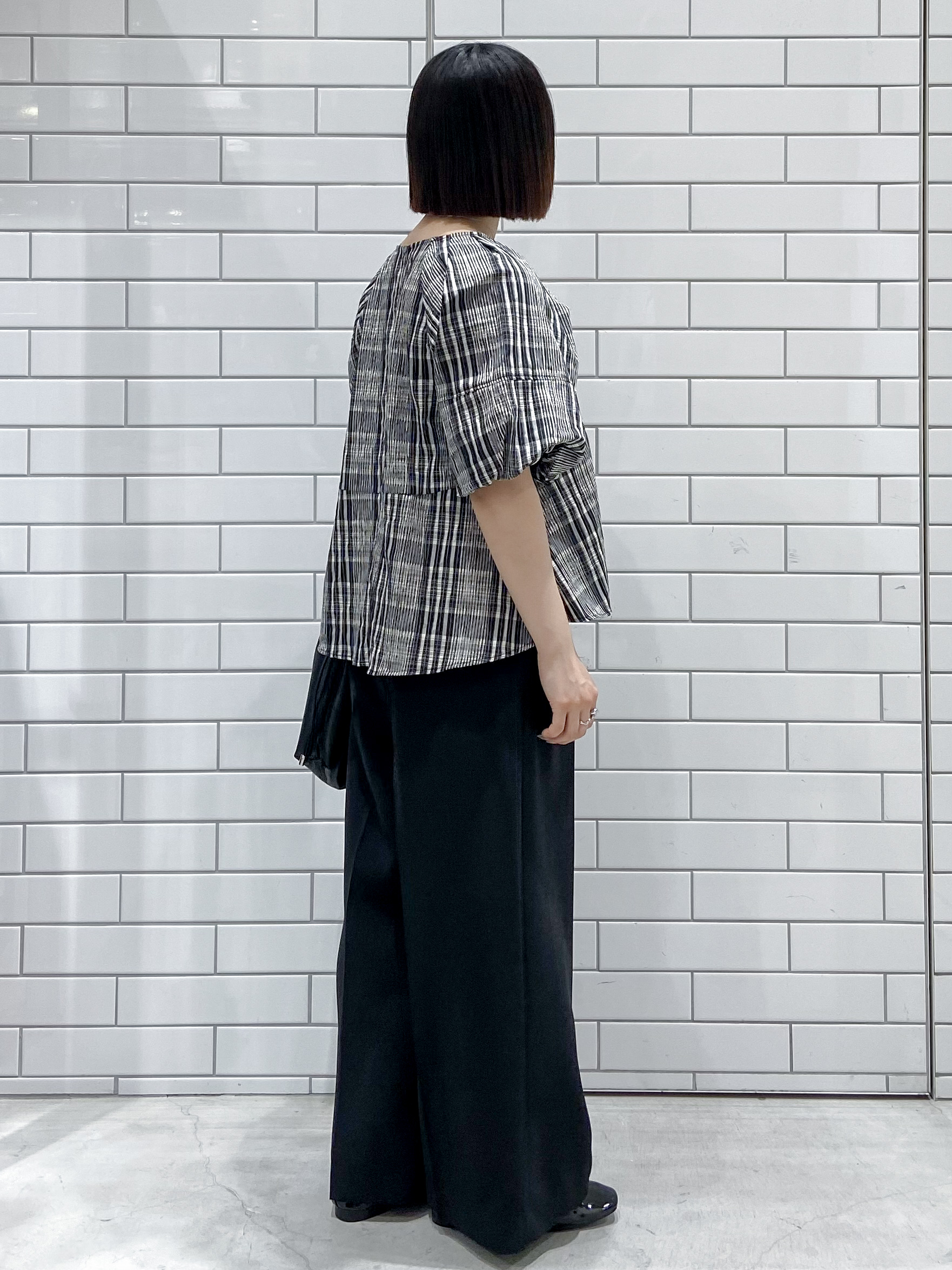 kimiさんの「OPAQUE.CLIP｜チェック柄ペプラムブラウス【洗濯機OK】」を使ったコーディネート