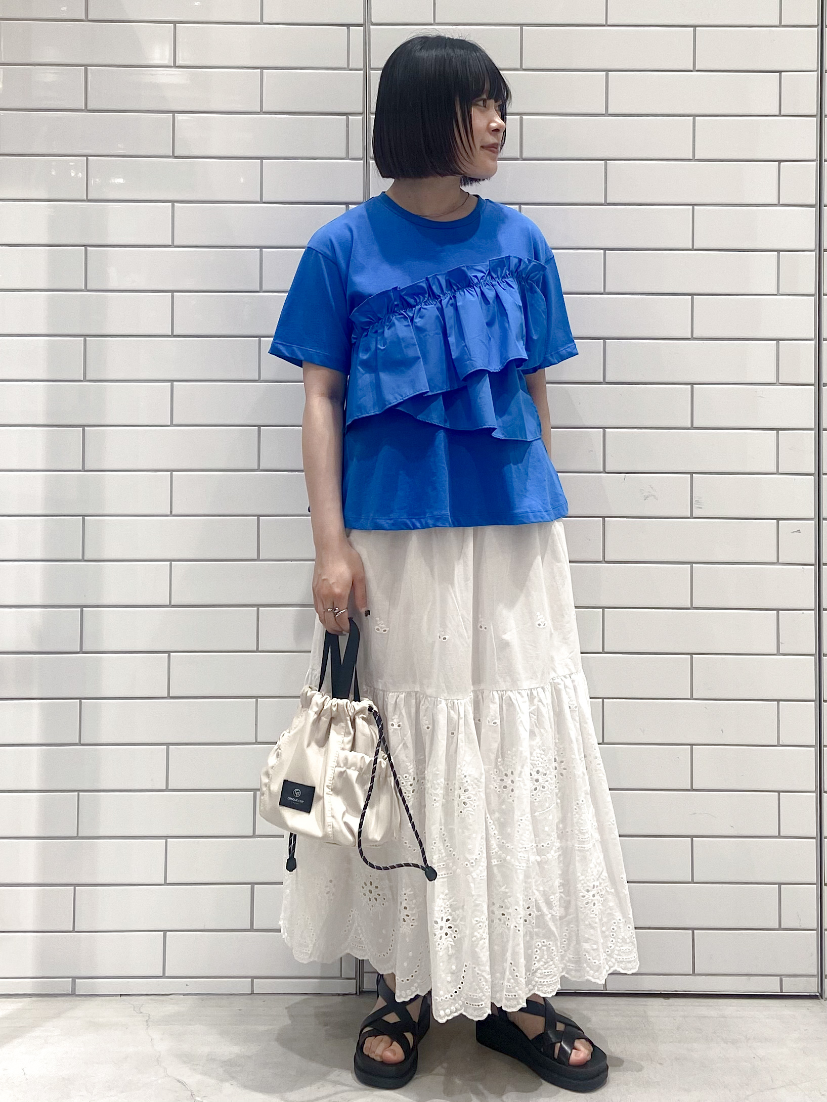 kimiさんの「OPAQUE.CLIP｜【接触冷感】アシメフリルドッキングカットソー《洗濯機OK》」を使ったコーディネート