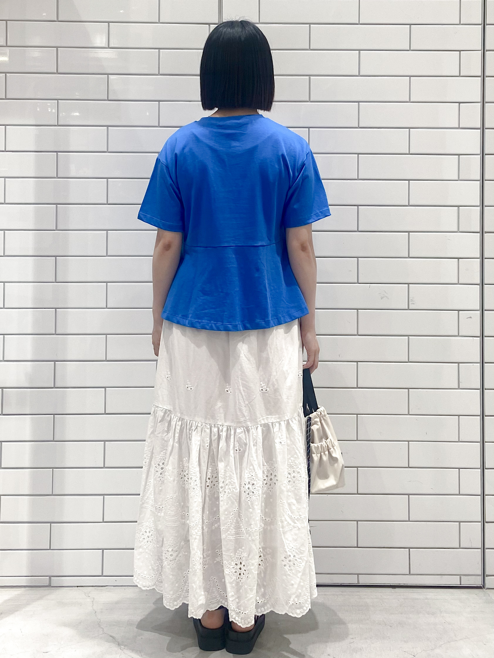 kimiさんの「OPAQUE.CLIP｜【接触冷感】アシメフリルドッキングカットソー《洗濯機OK》」を使ったコーディネート