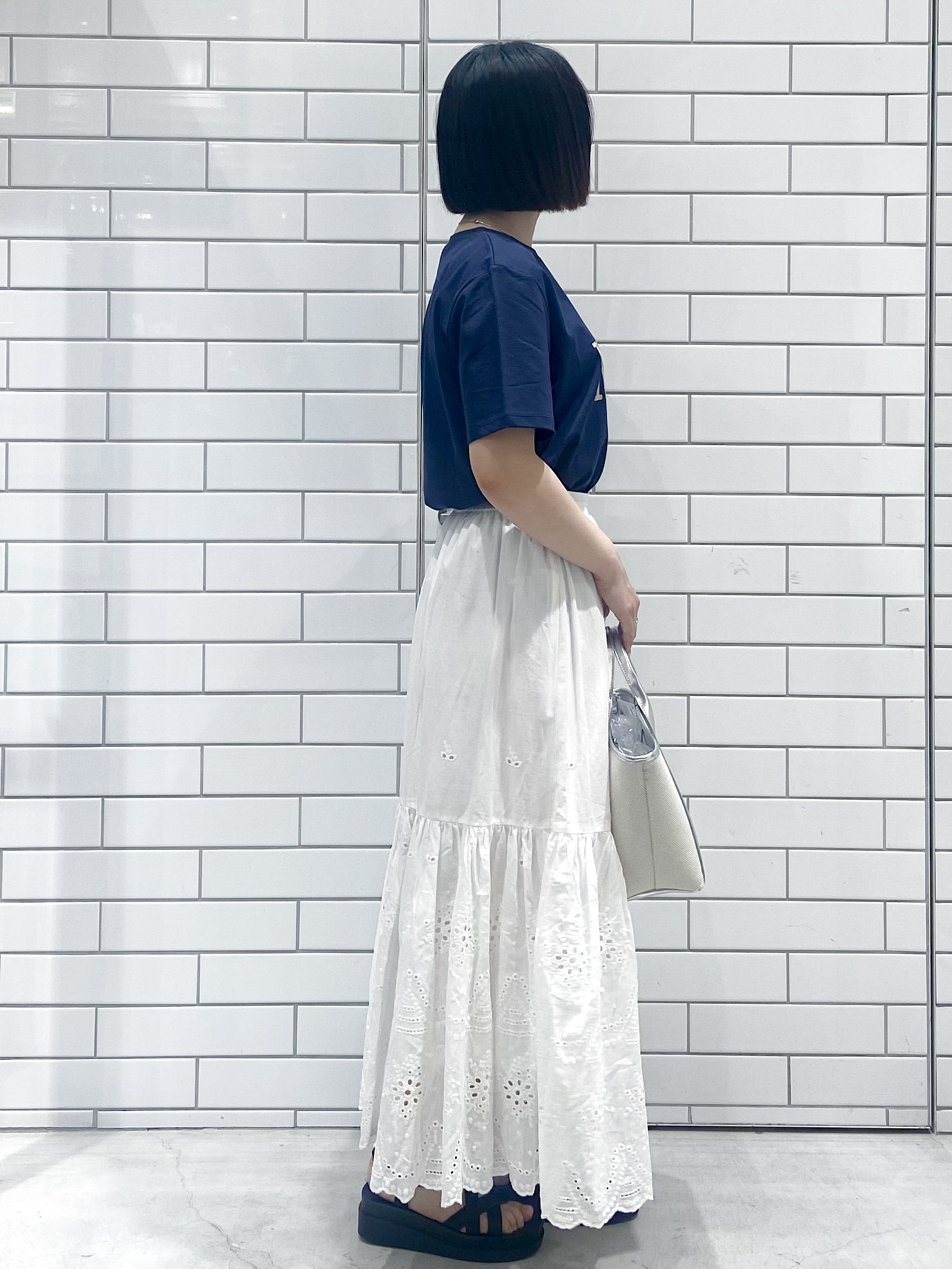 kimiさんの「OPAQUE.CLIP｜アソートロゴTシャツ【洗濯機OK】」を使ったコーディネート
