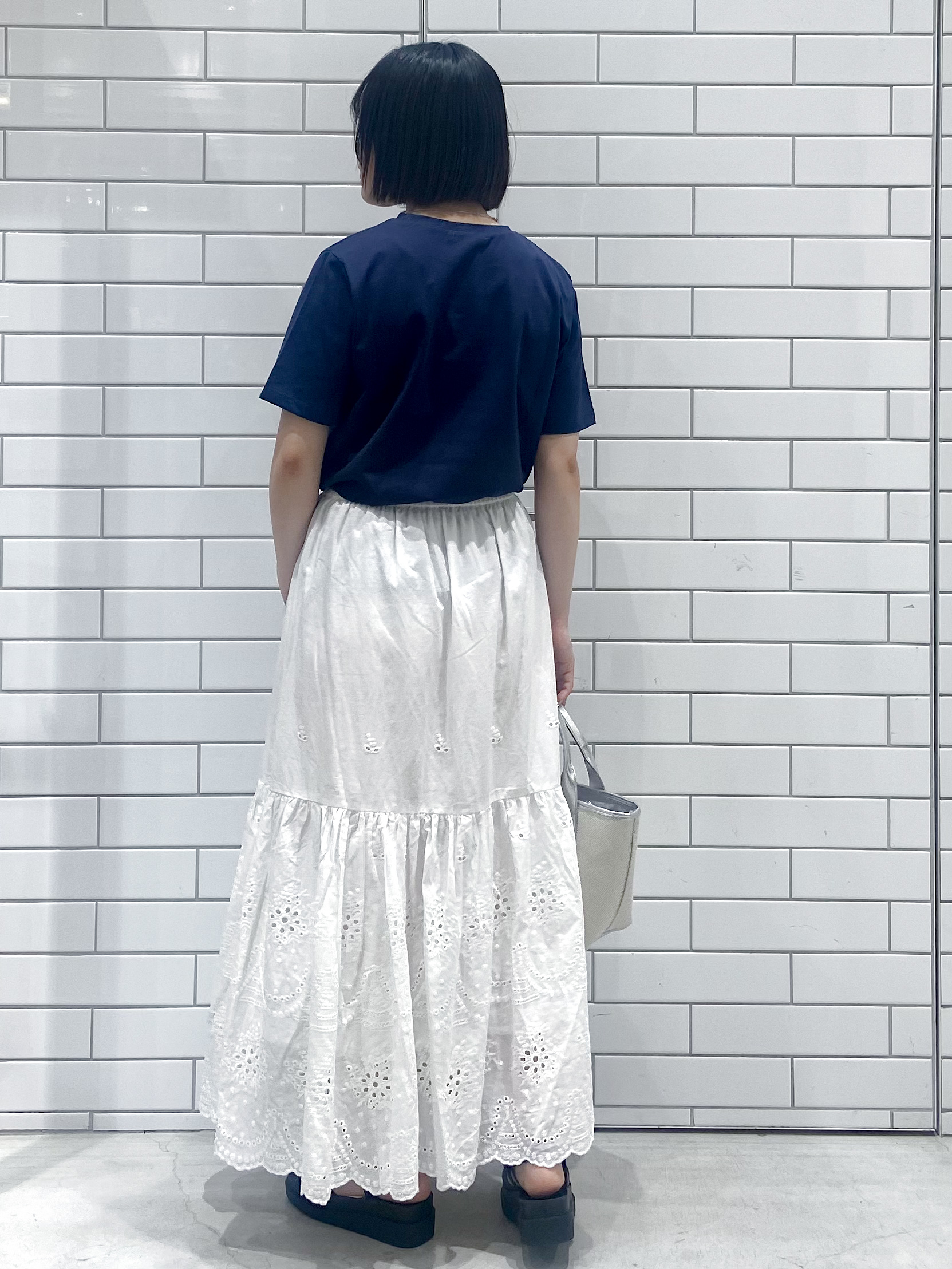 kimiさんの「OPAQUE.CLIP｜アソートロゴTシャツ【洗濯機OK】」を使ったコーディネート