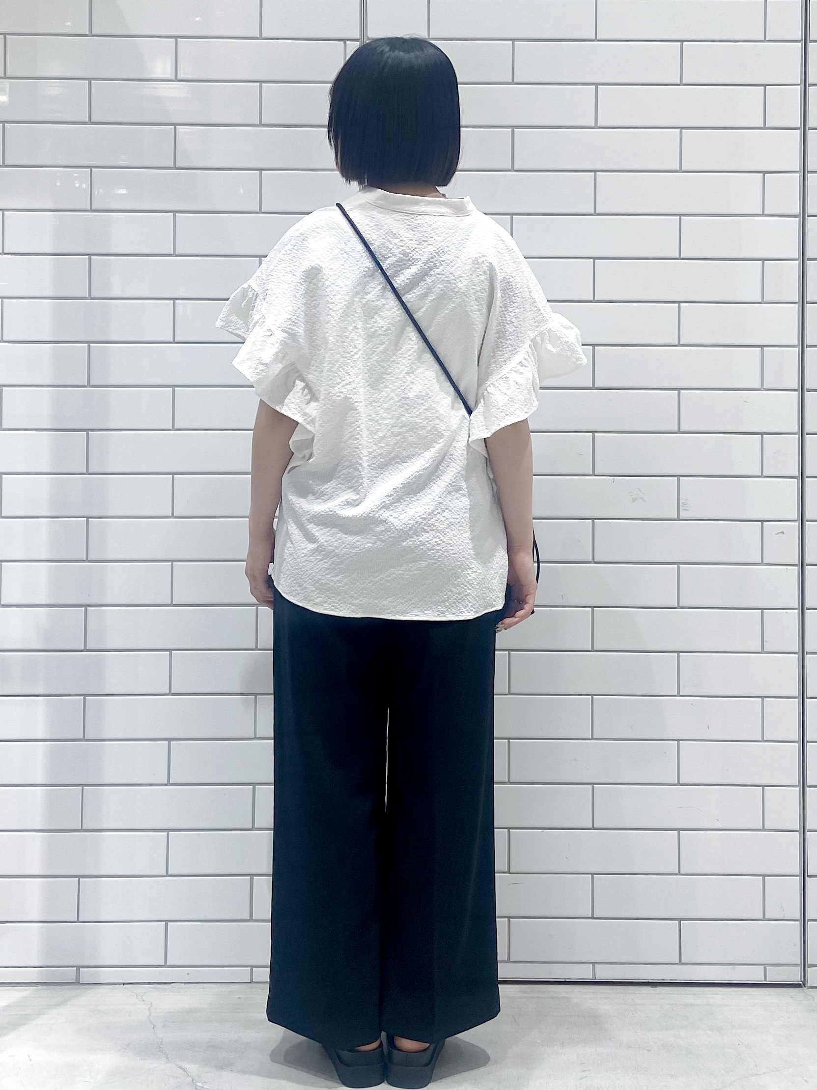 kimiさんの「OPAQUE.CLIP｜【UV】フリルスキッパーブラウス《洗濯機OK》」を使ったコーディネート