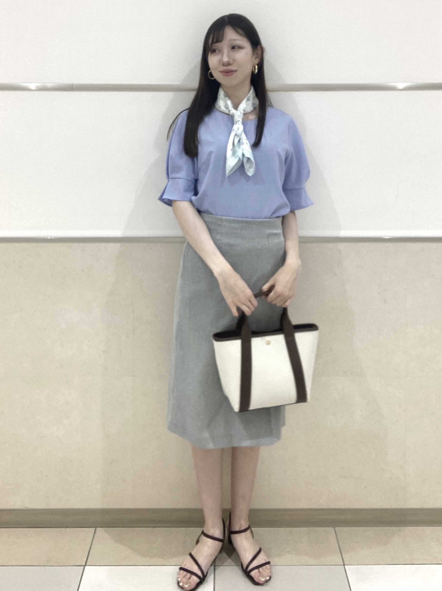 わかさんの「index｜【接触冷感／吸水速乾】タックパフスリーブブラウス《防シワ／洗濯機OK／XS～3L／8col》」を使ったコーディネート