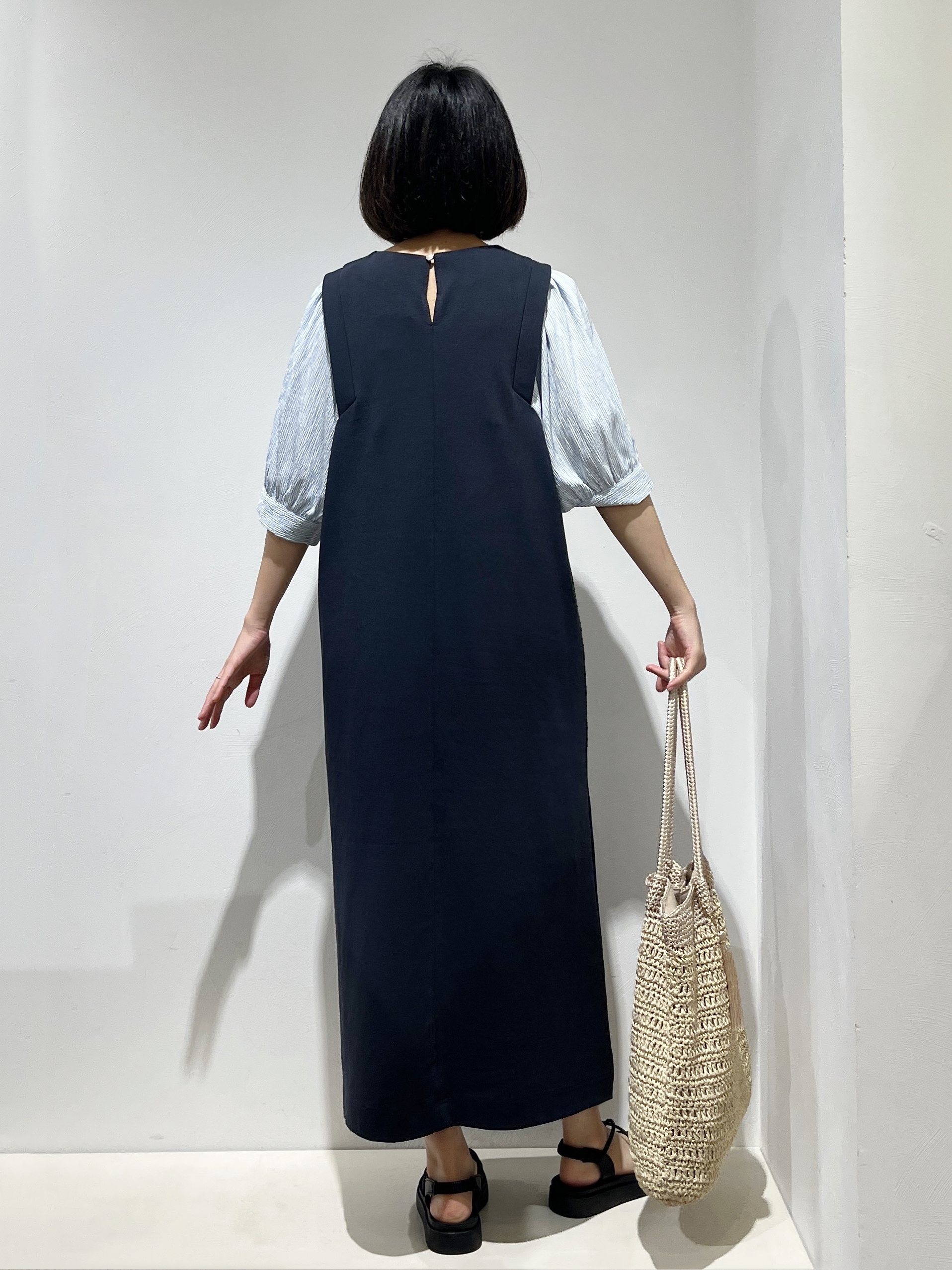Fujiharuさんの「grove｜高評価！【体型カバー/洗える】袖布帛ポンチワンピース」を使ったコーディネート