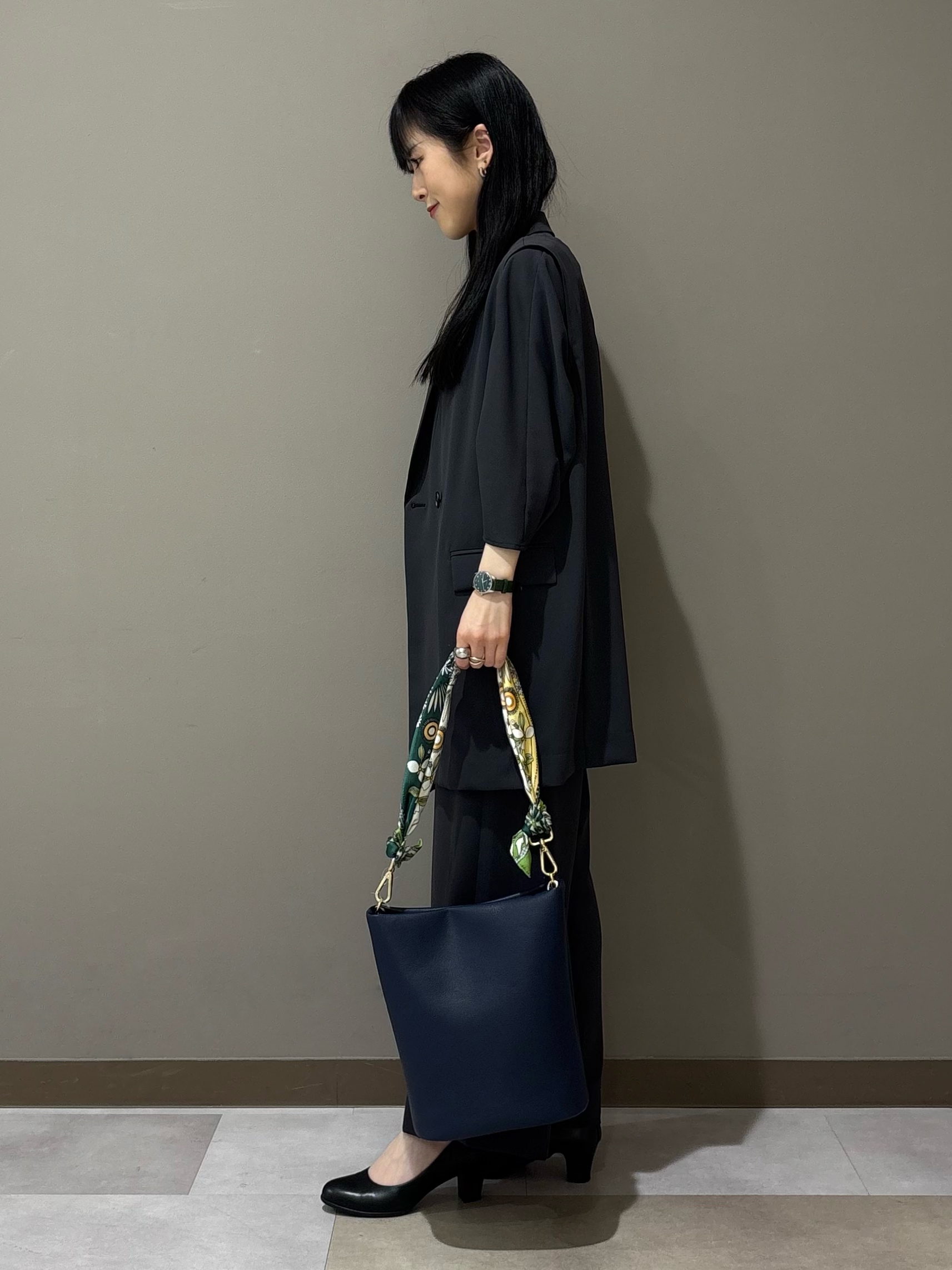 KEIKOさんの「INDIVI｜【接触冷感／透湿／着る日傘】颯爽ジレジャケット」を使ったコーディネート
