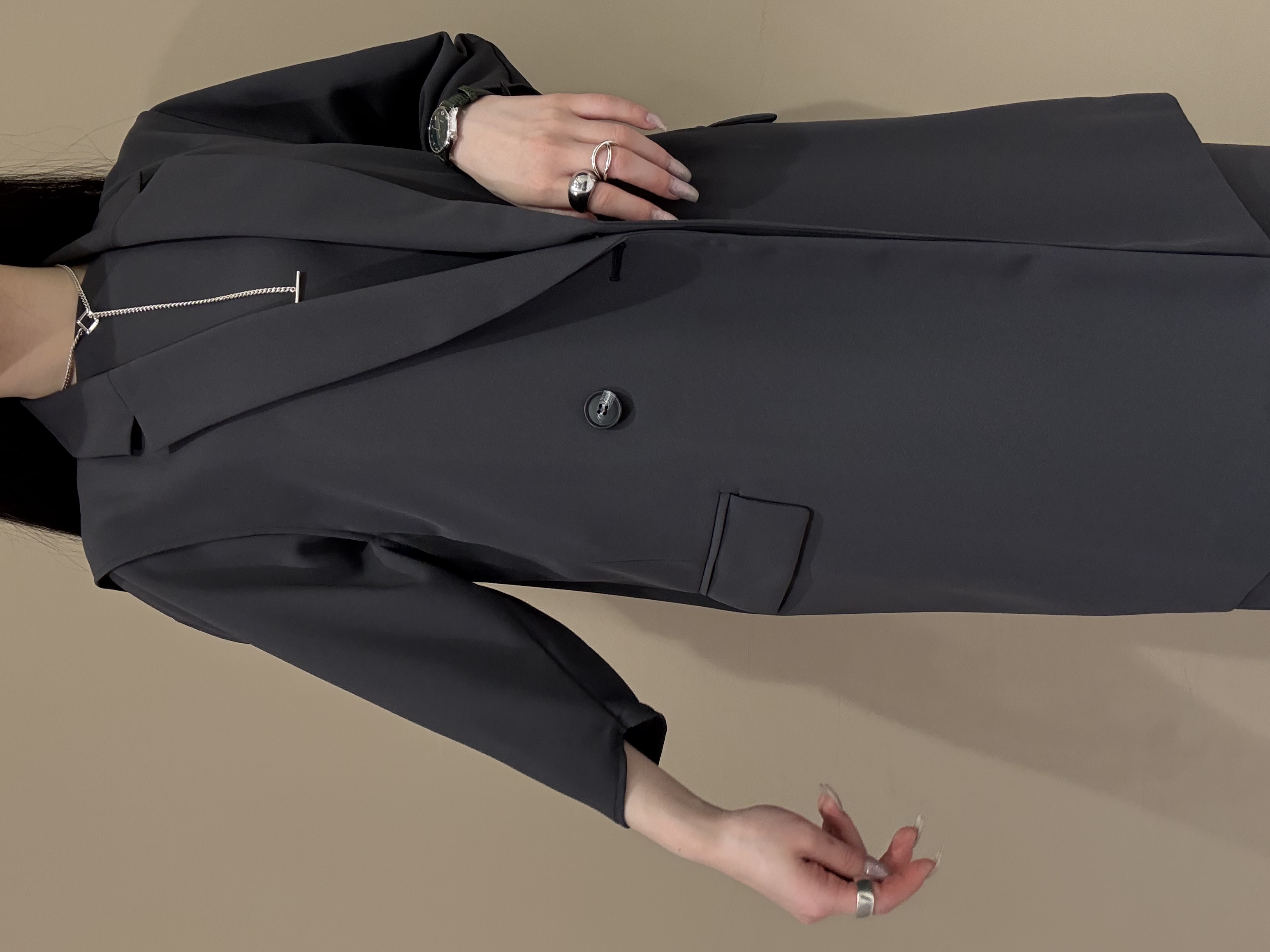 KEIKOさんの「INDIVI｜【接触冷感／透湿／着る日傘】颯爽ジレジャケット」を使ったコーディネート