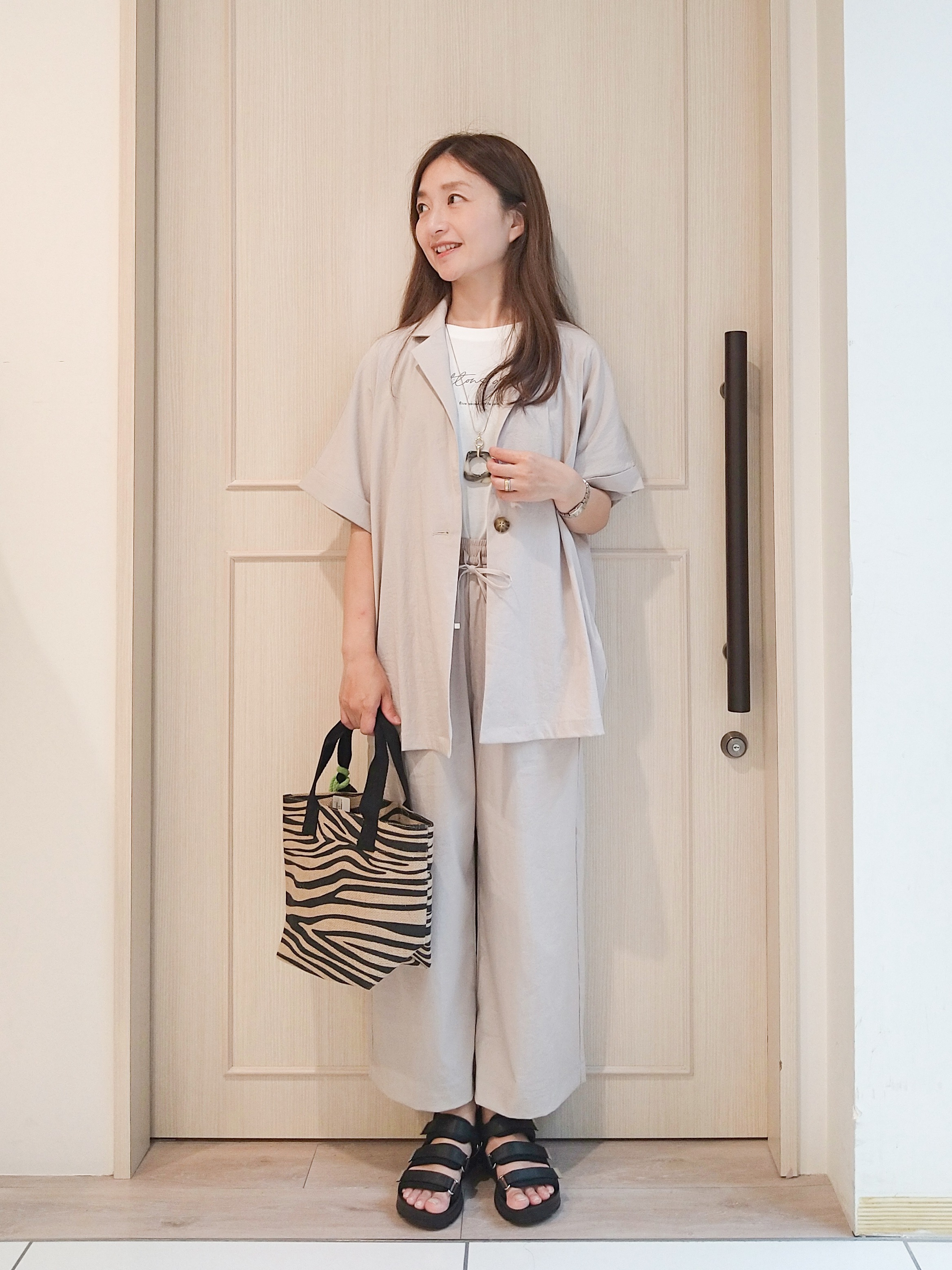 mi-saさんの「SHOO･LA･RUE｜【高レビュー/洗濯機可/セットアップ可】軽凛(かろりん) 半袖ジャケット」を使ったコーディネート
