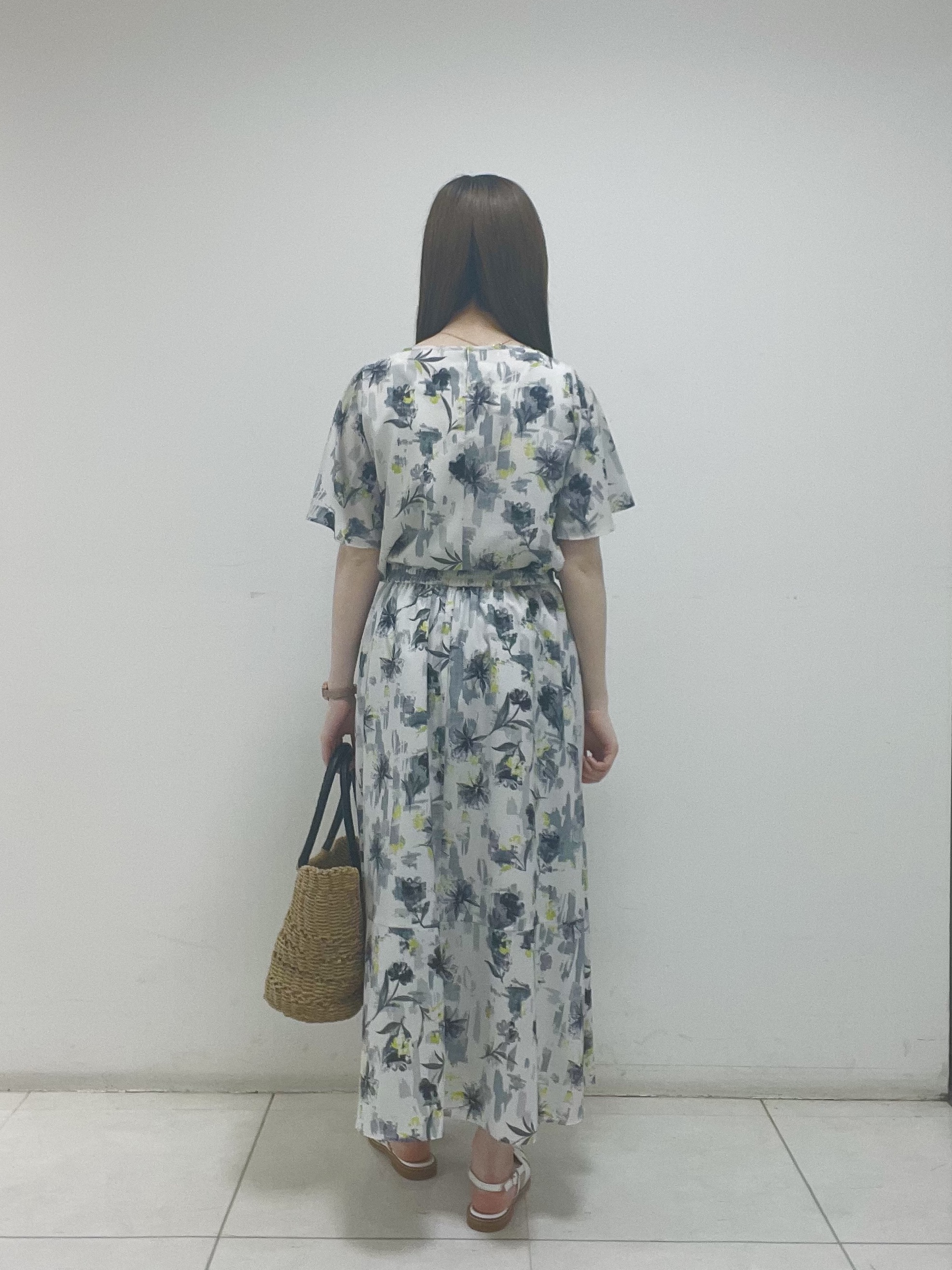 mさんの「INDIVI｜【洗える／SETUP可能】アートフラワープリントスカート」を使ったコーディネート