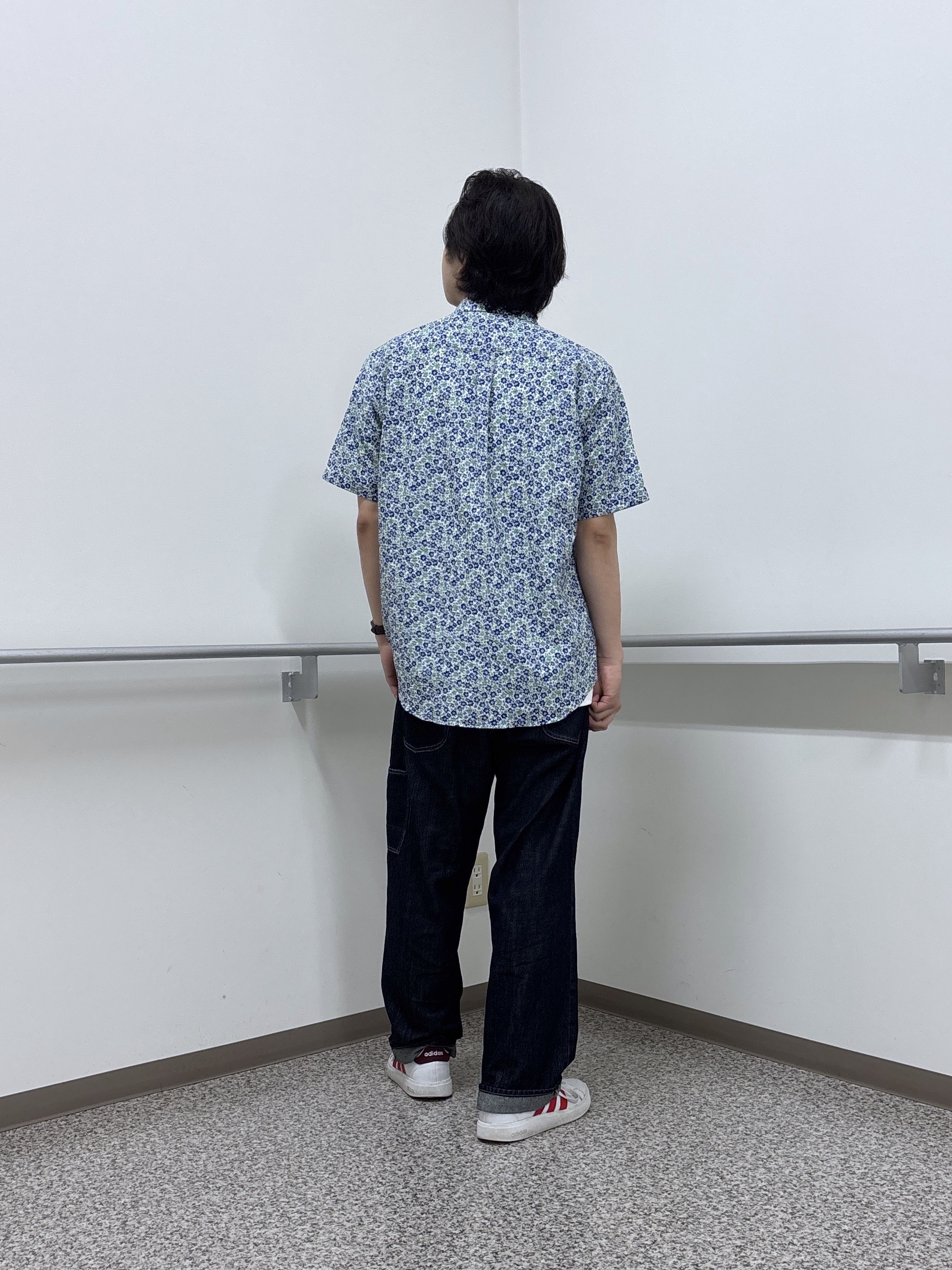 KEIさんの「TAKEO KIKUCHI｜リップル小花シャツ」を使ったコーディネート