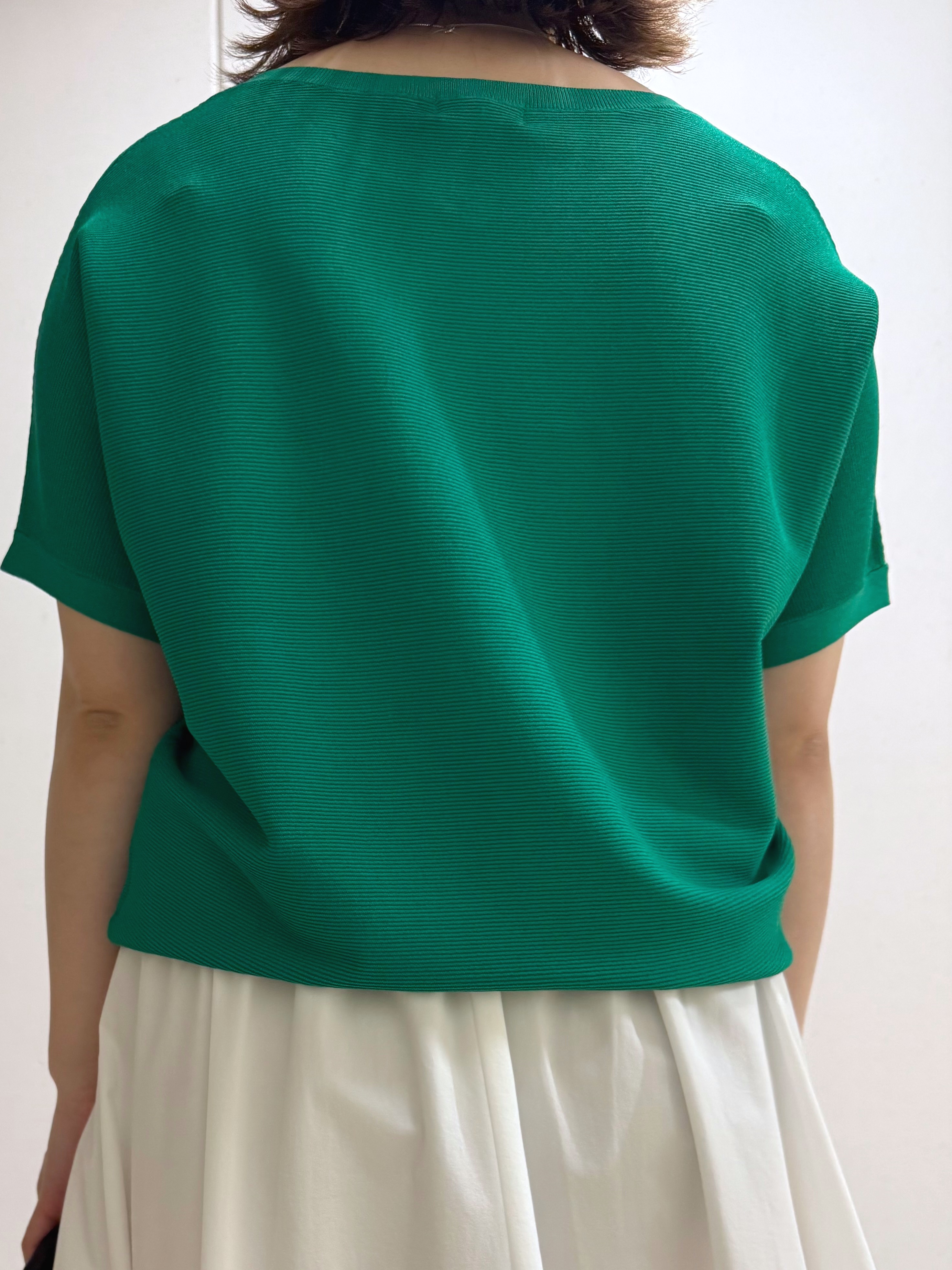 Rikoさんの「INDIVI｜【洗える】ガーター編みVネックニットT」を使ったコーディネート