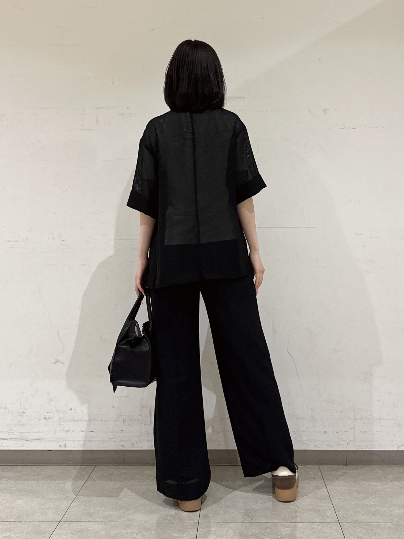 rinaさんの「INDIVI｜【UVケア／選べるグラフィック】スムースジャージTシャツ」を使ったコーディネート