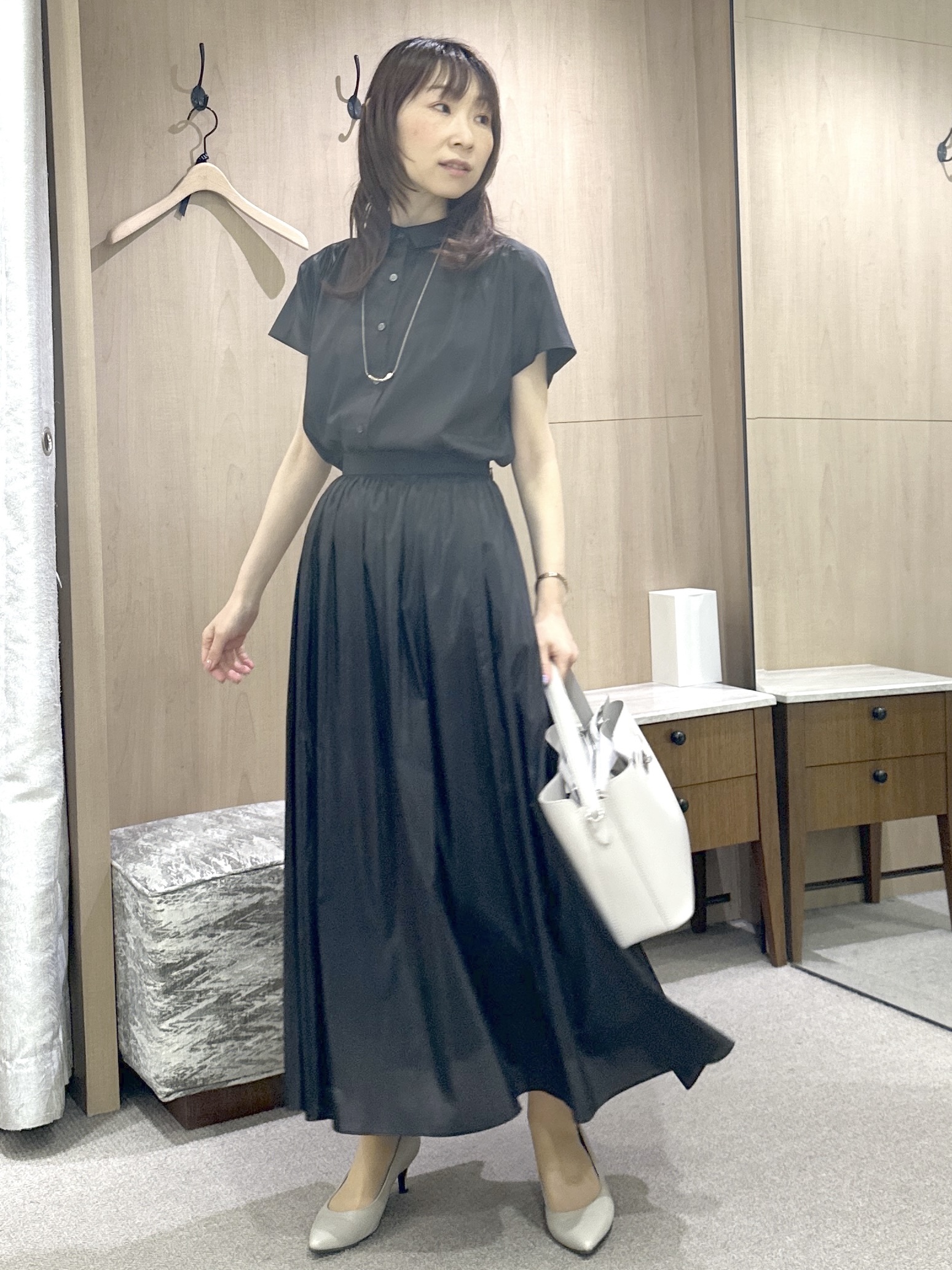Miwaさんの「UNTITLED｜【セットアップ可/軽量/清涼感】ローンギャザーブラウス」を使ったコーディネート