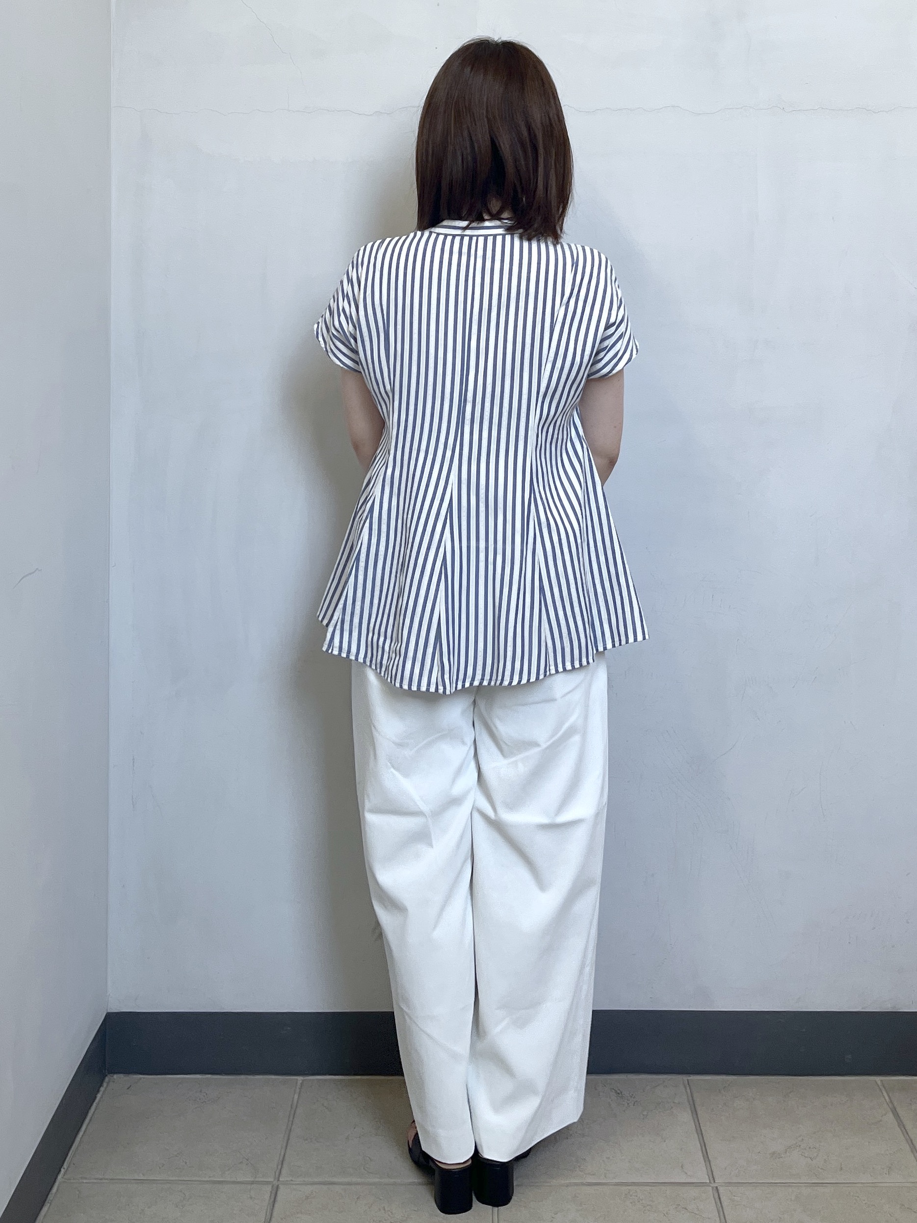 mikiさんの「OPAQUE.CLIP｜フレンチペプラムブラウス【イージーアイロン／洗濯機OK】」を使ったコーディネート