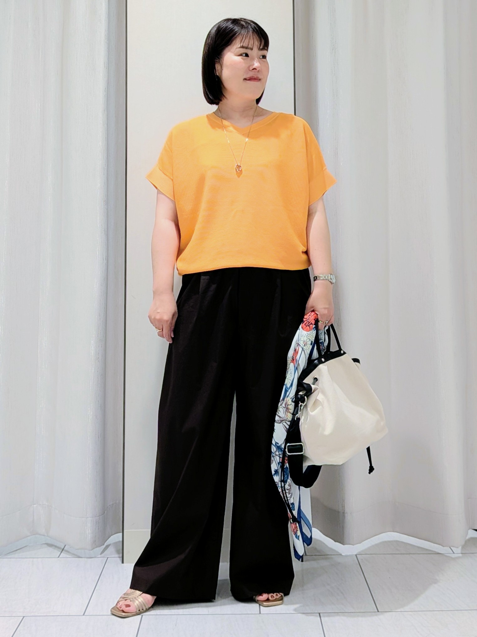 Onumaさんの「UNTITLED｜【11色展開/体型カバー】前後2WAYフレンチスリーブニット」を使ったコーディネート