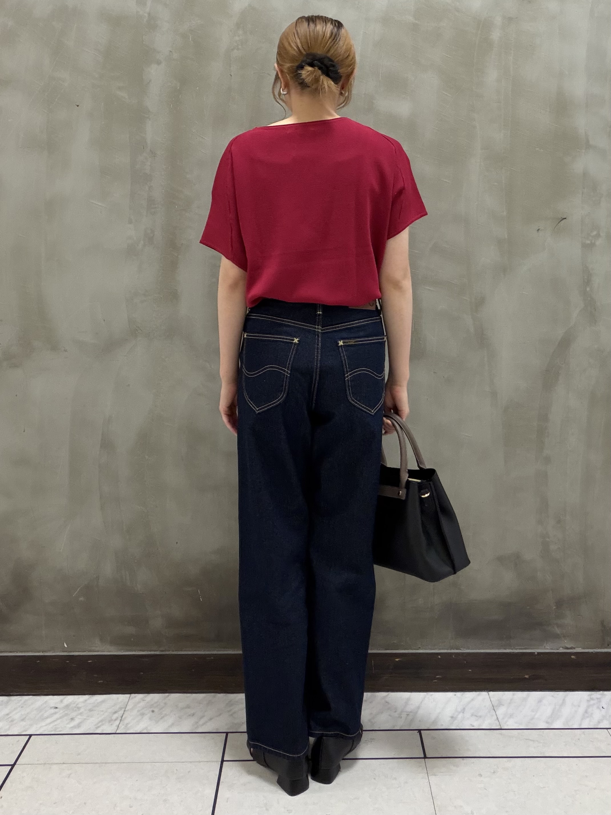 maiさんの「grove｜【シリーズ累計36万枚！名品ニット】やわらかドライタッチ ドルマンニット」を使ったコーディネート