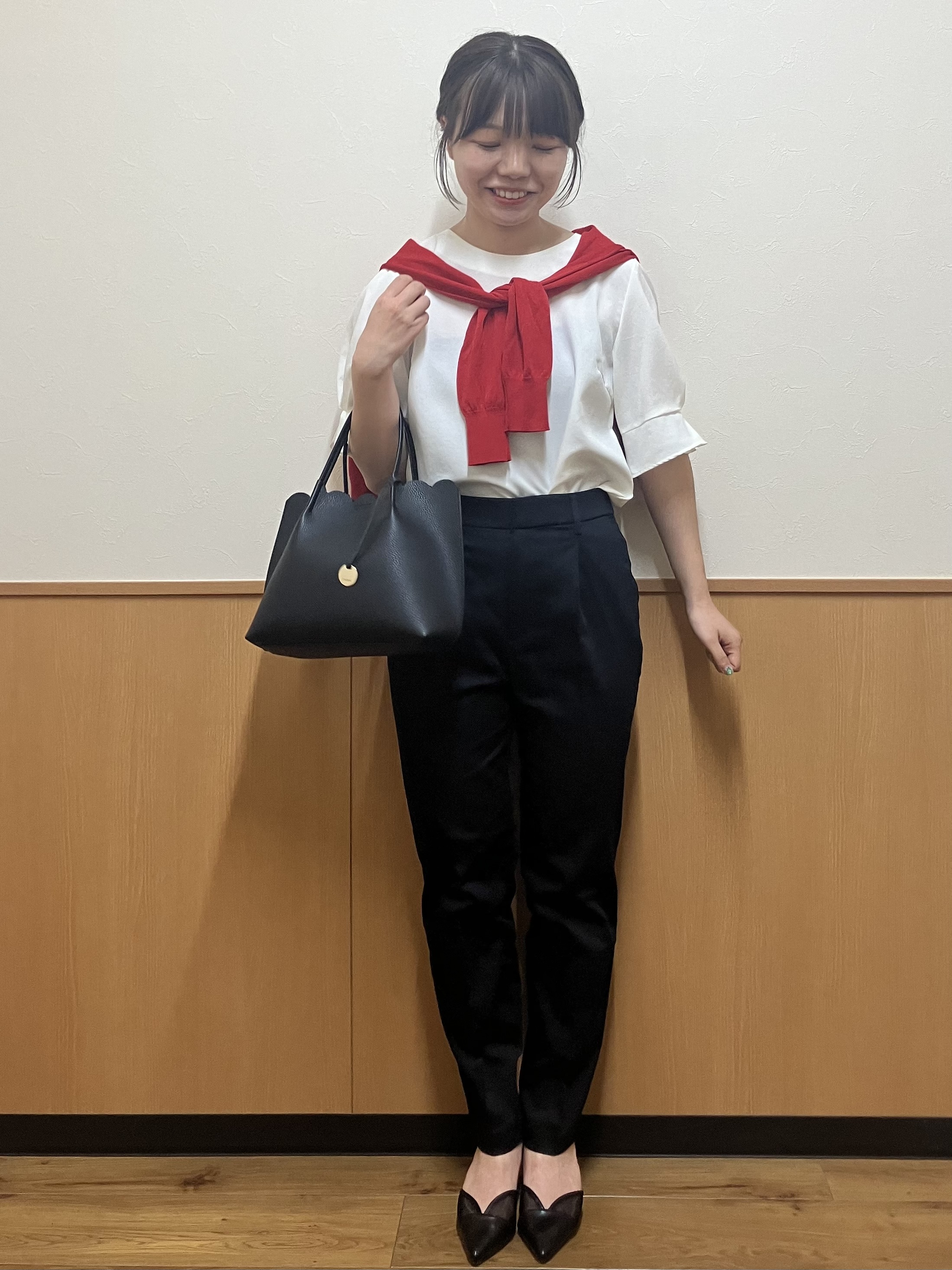 MAYUKIさんの「index｜【接触冷感】ビジューボタンカーディガン《抗ピリング／洗濯機OK》」を使ったコーディネート