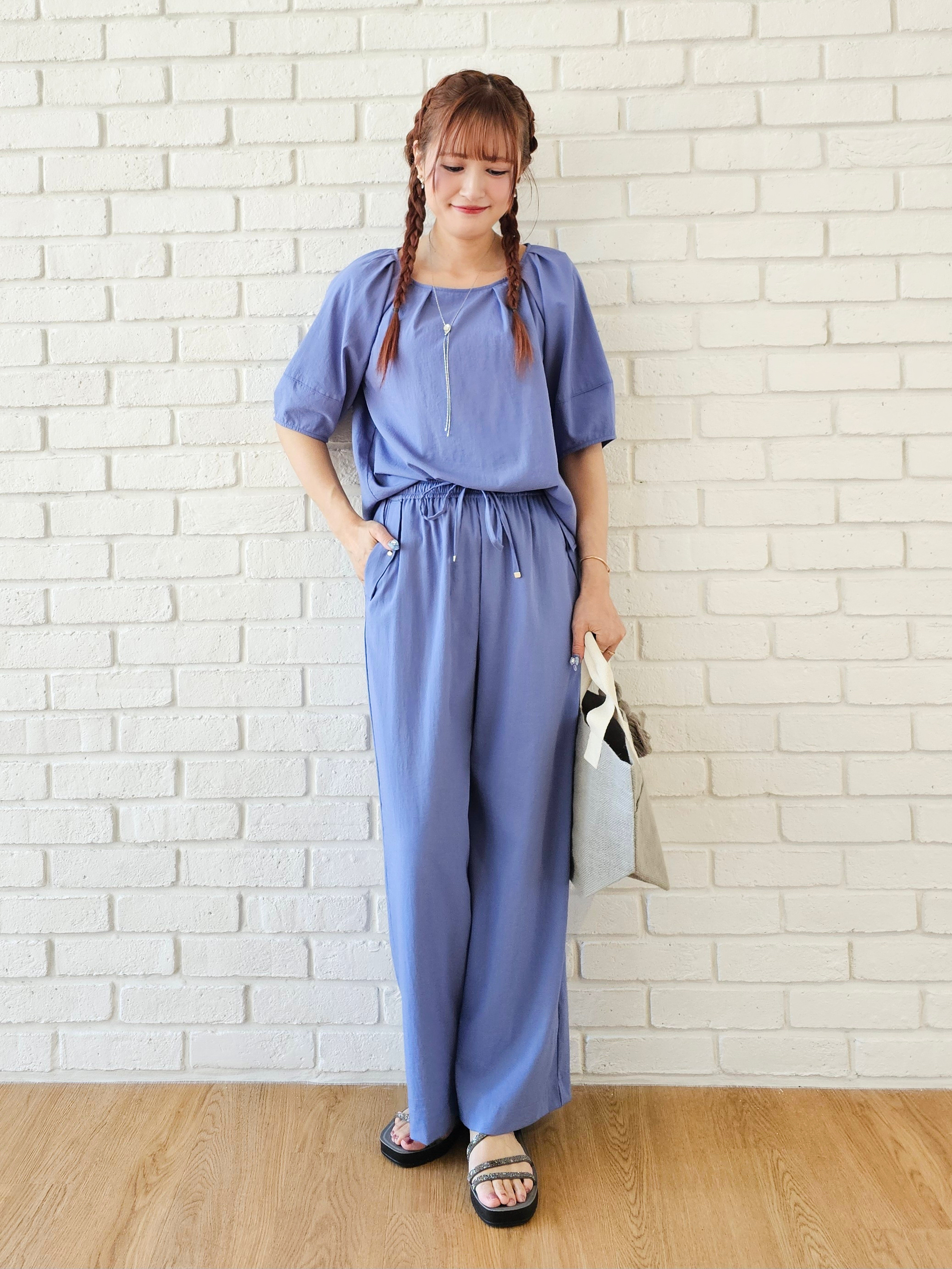 ゆゆさんの「SHOO･LA･RUE｜【S-LL/洗濯機可/セットアップ可】軽凛(かろりん) タックブラウス」を使ったコーディネート