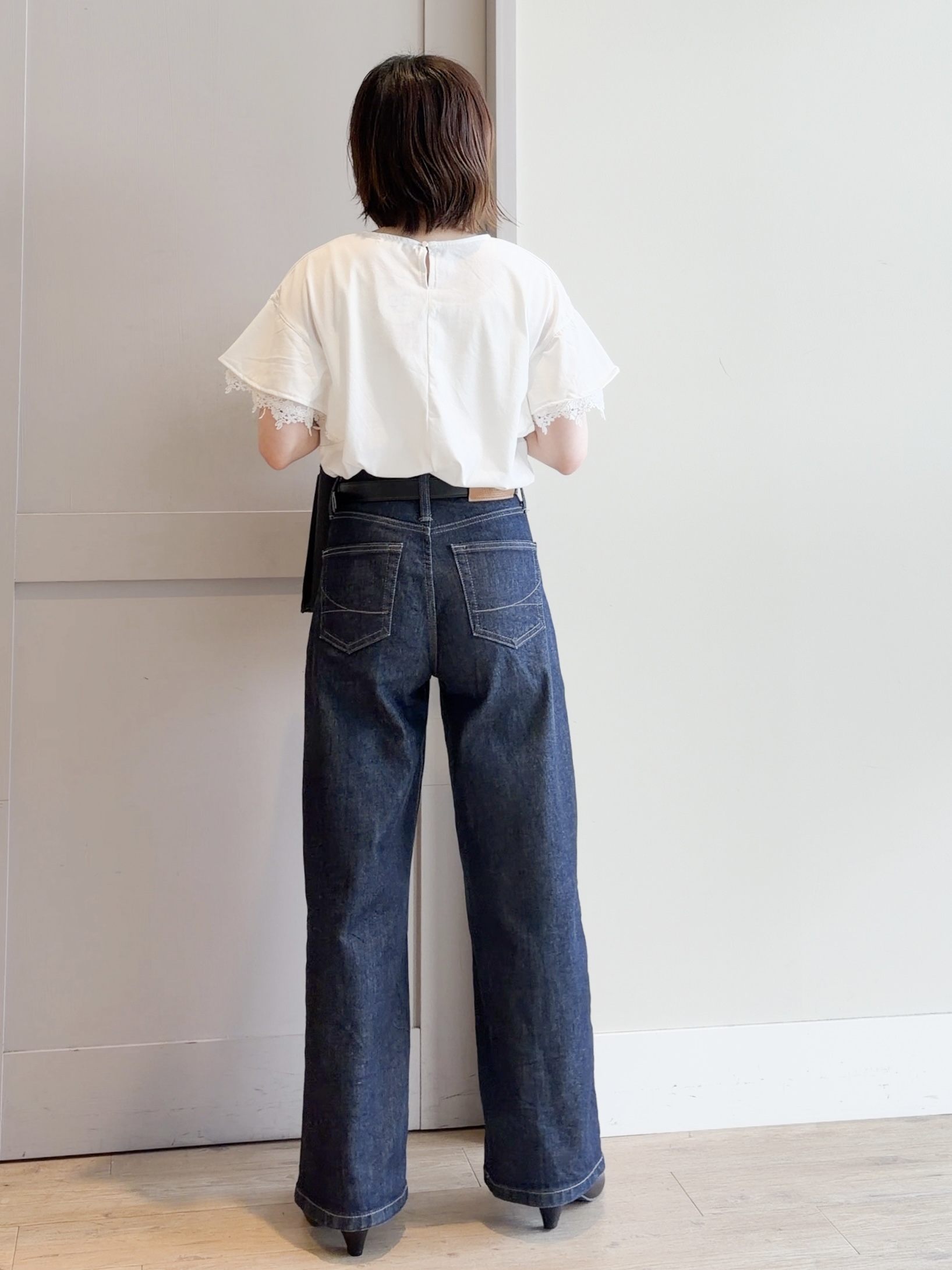 yamakoさんの「grove｜【二の腕カバー、UV】涼しく華やかに、レースレイヤードスリーブTシャツ」を使ったコーディネート