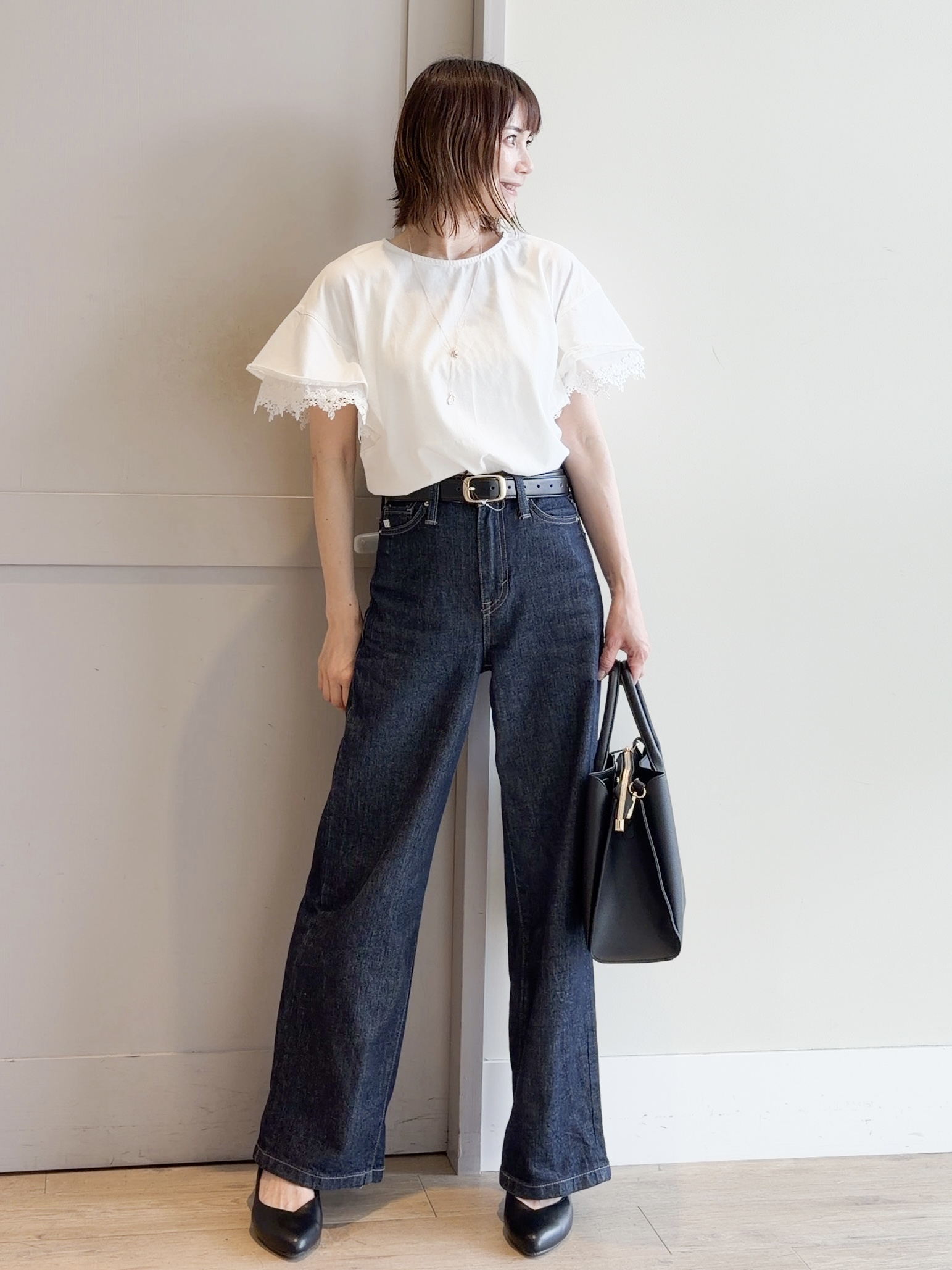 yamakoさんの「grove｜【二の腕カバー、UV】涼しく華やかに、レースレイヤードスリーブTシャツ」を使ったコーディネート