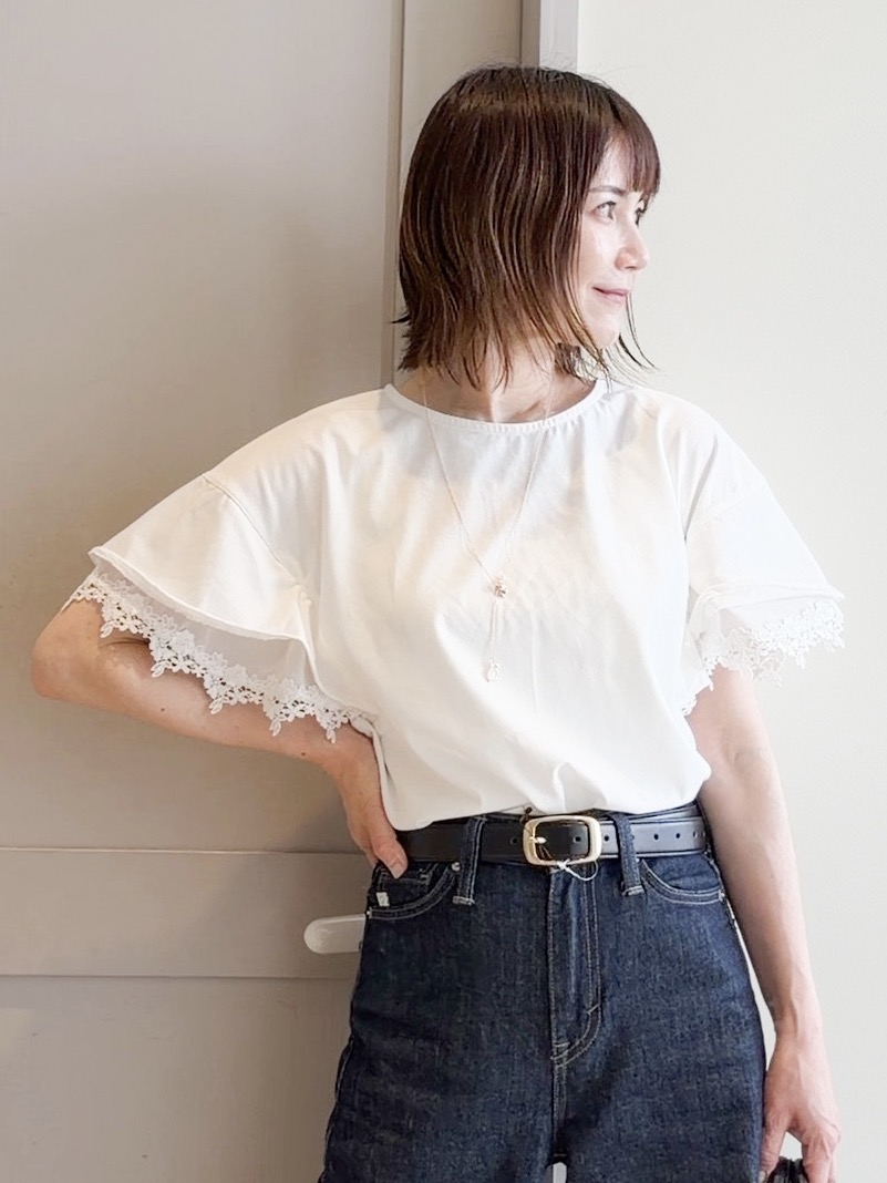 yamakoさんの「grove｜【二の腕カバー、UV】涼しく華やかに、レースレイヤードスリーブTシャツ」を使ったコーディネート