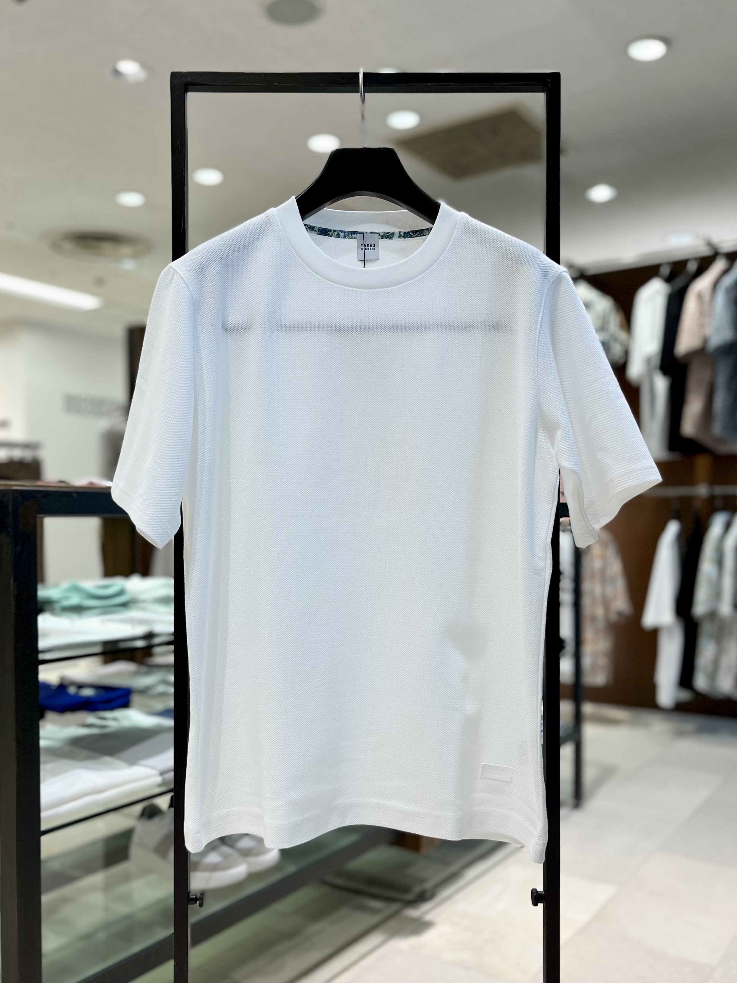 uedaさんの「TAKEO KIKUCHI｜【抗菌防臭】ステイフレッシュ Tシャツ」を使ったコーディネート