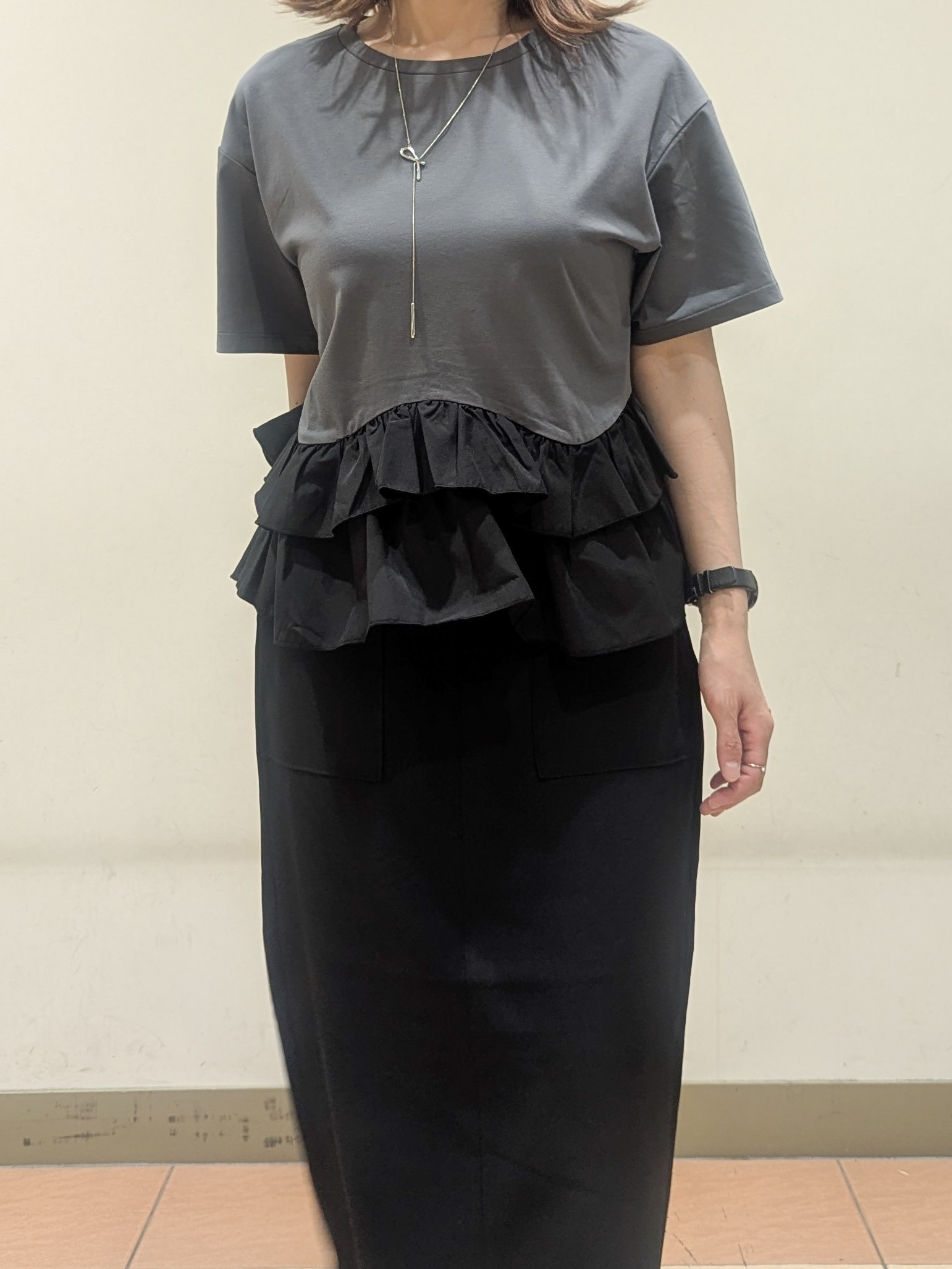 Miさんの「OPAQUE.CLIP｜裾フリルドッキングTシャツ【洗濯機OK】」を使ったコーディネート